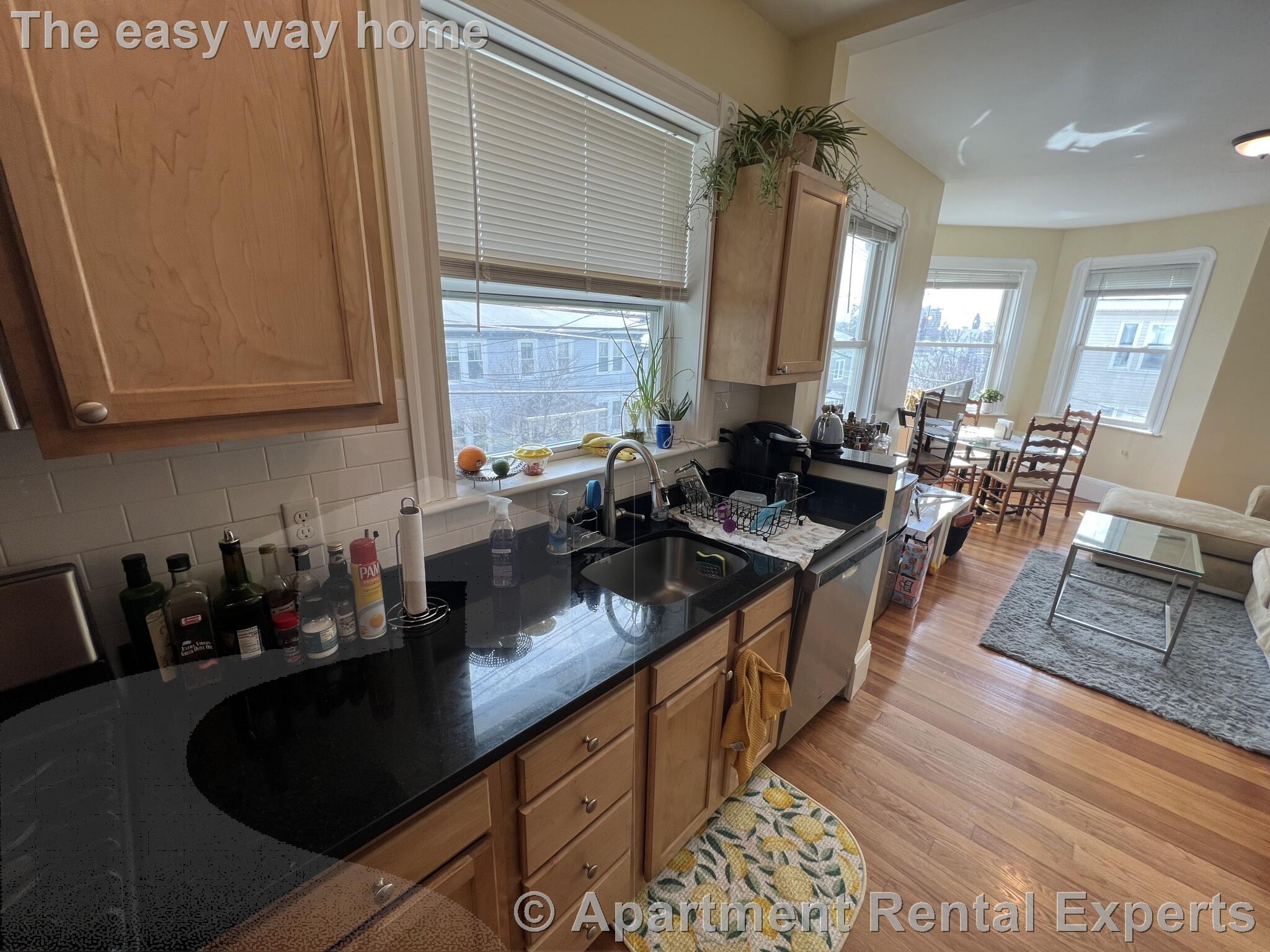 48-50 Lowell St, Porter Square