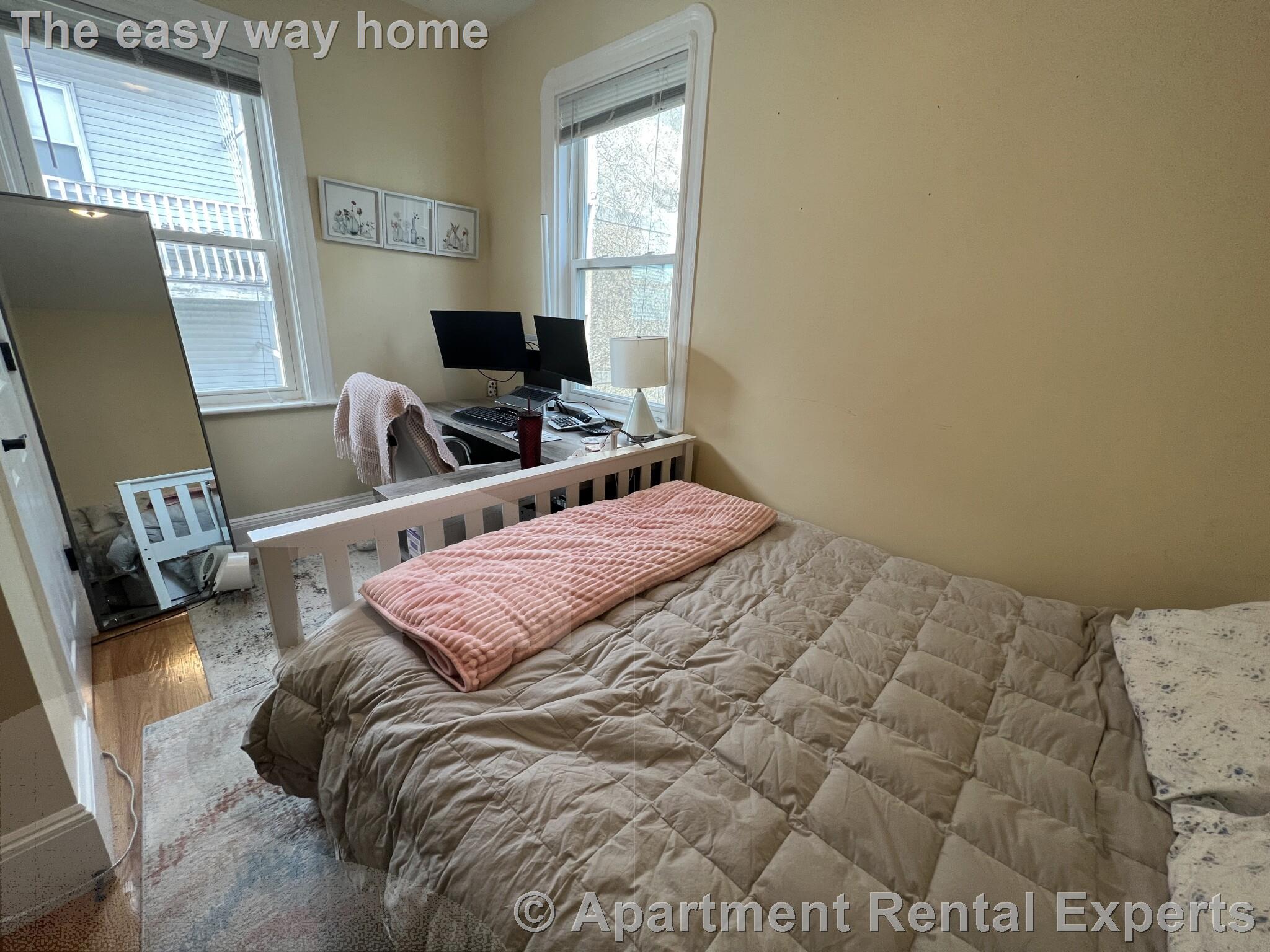 48-50 Lowell St, Porter Square