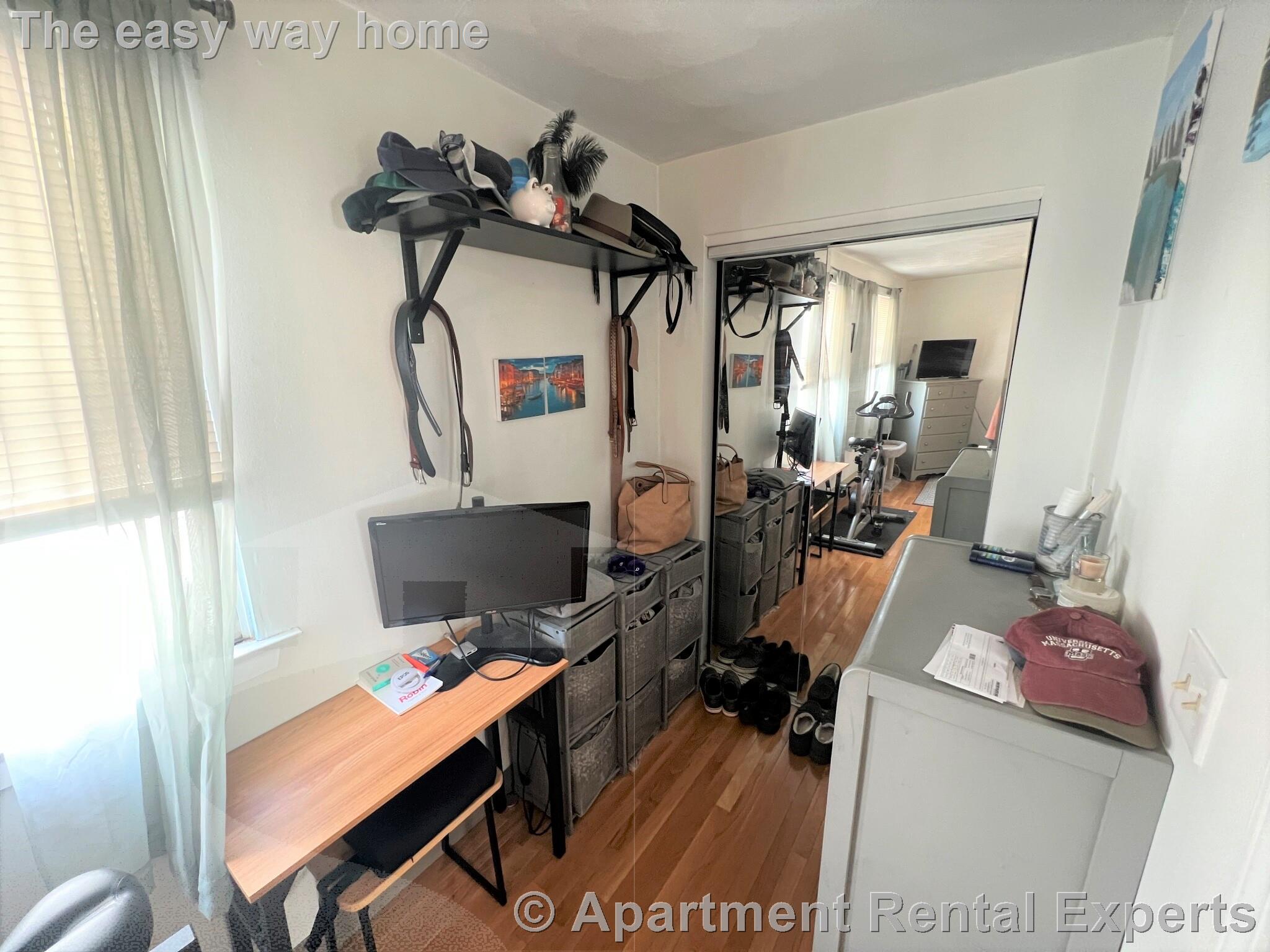 217 Holland St, Davis Square