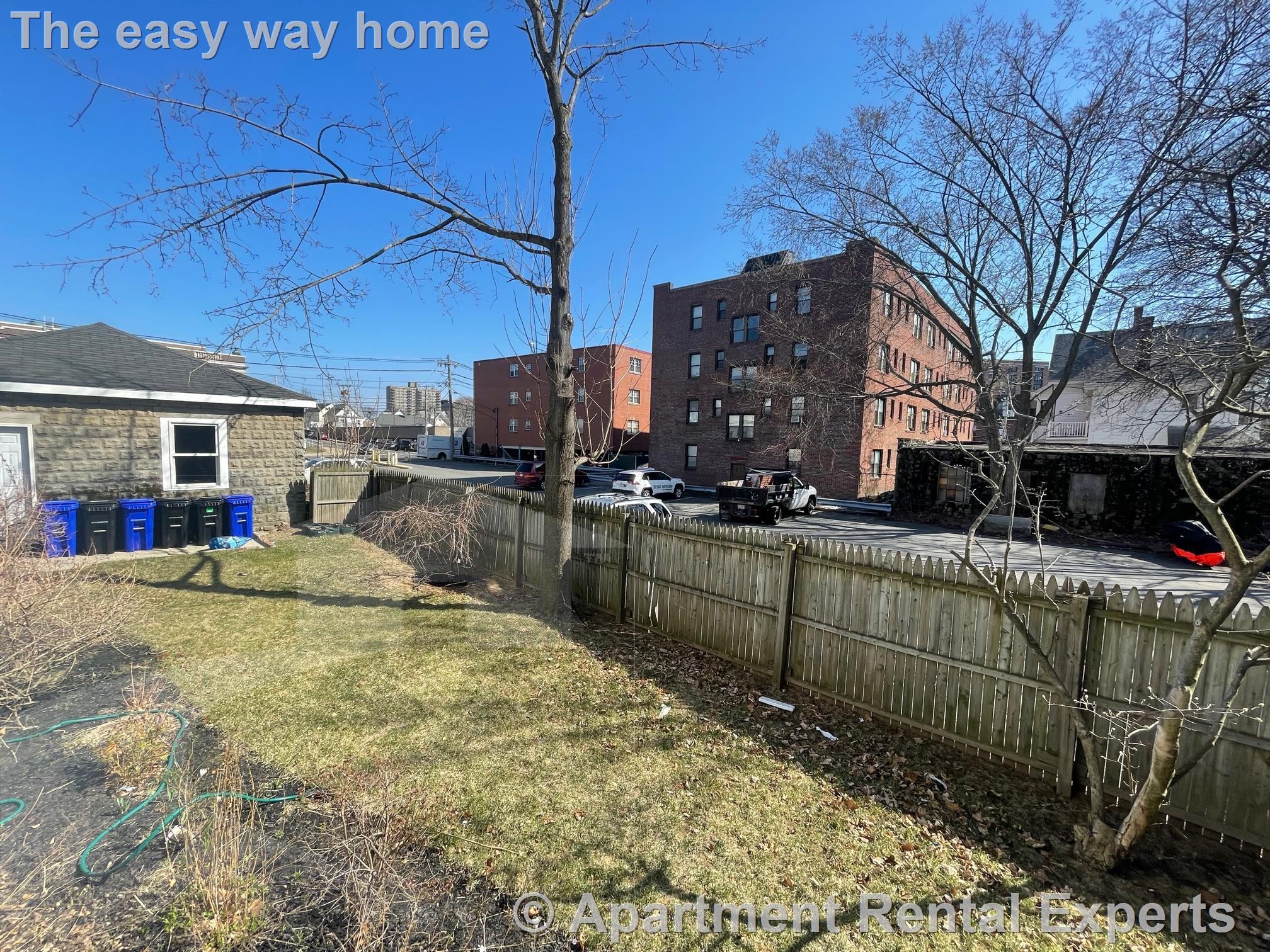 14 Chestnut St, Malden Center