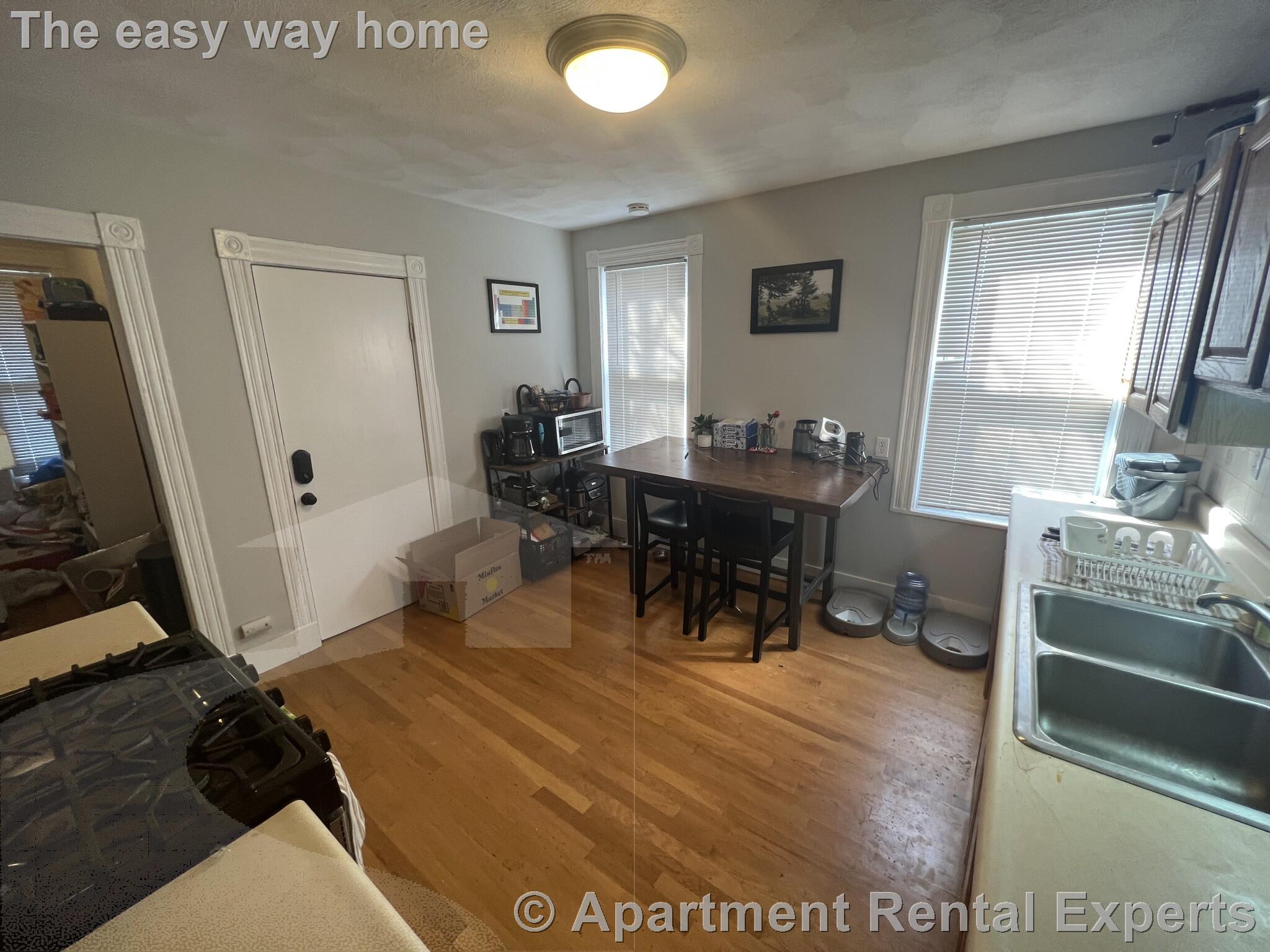 24 Ellington Rd, Davis Square