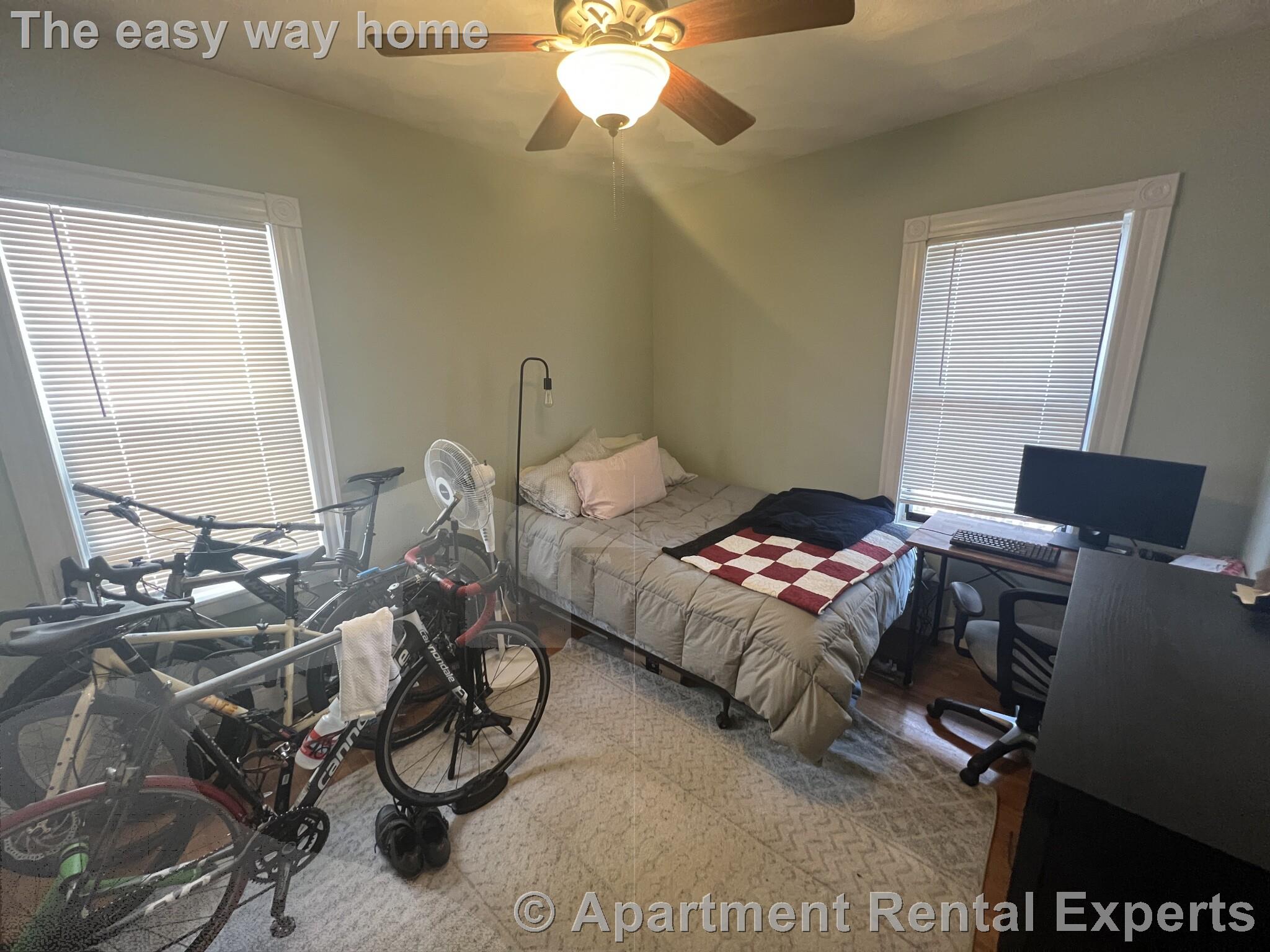 24 Ellington Rd, Davis Square