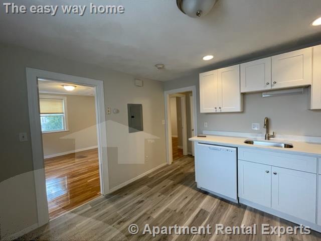 72-74 Washington St, Salem St. Area