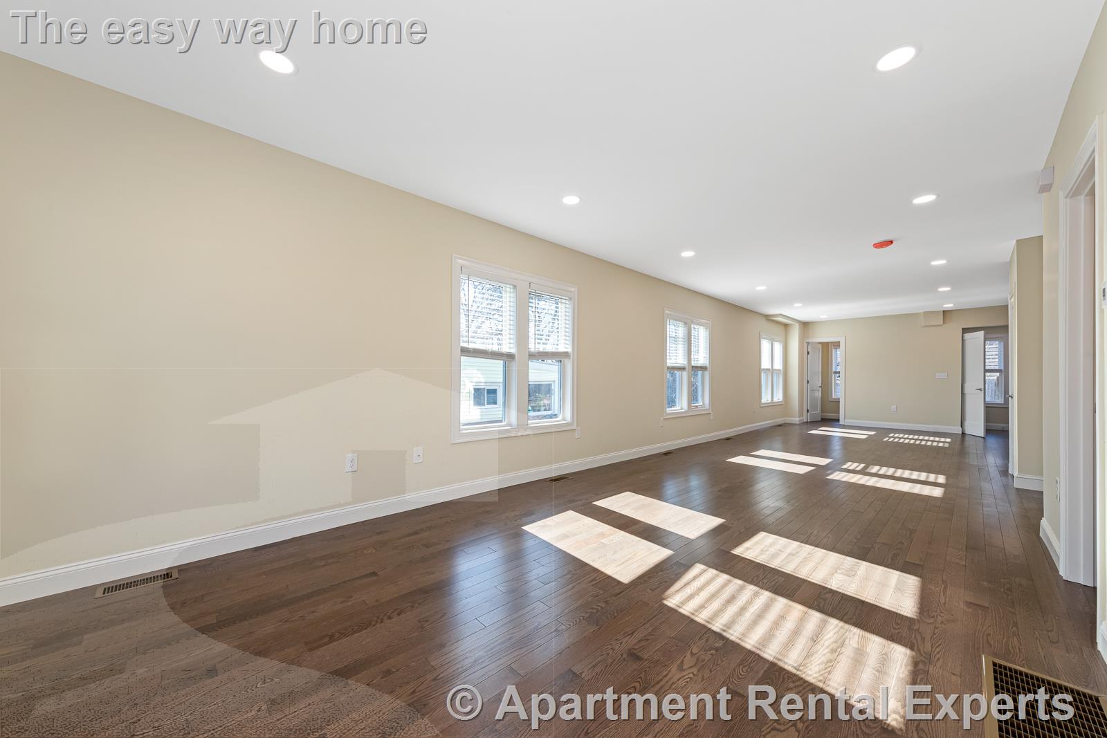 232 Fulton St, Medford Square