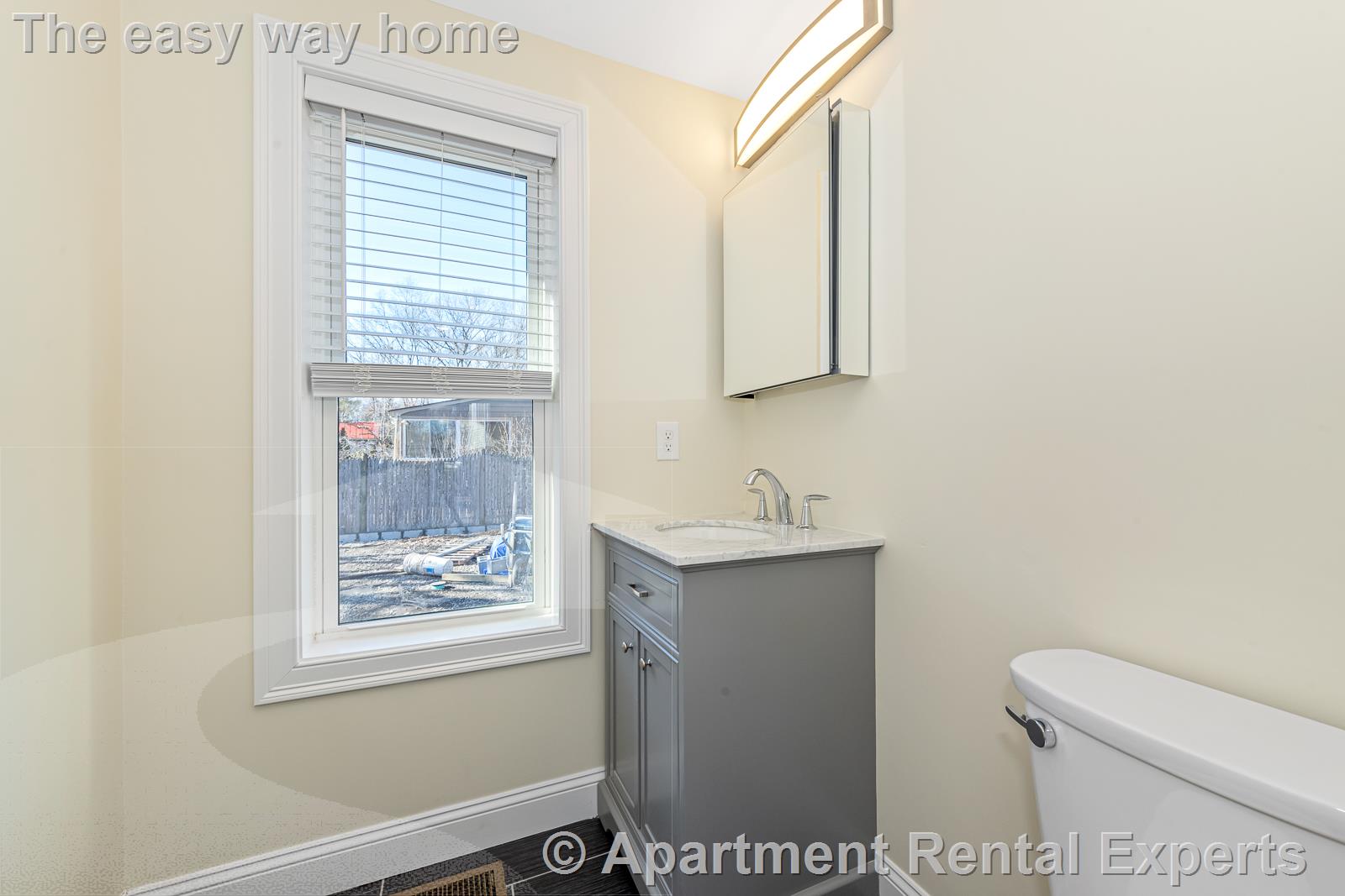 232 Fulton St, Medford Square