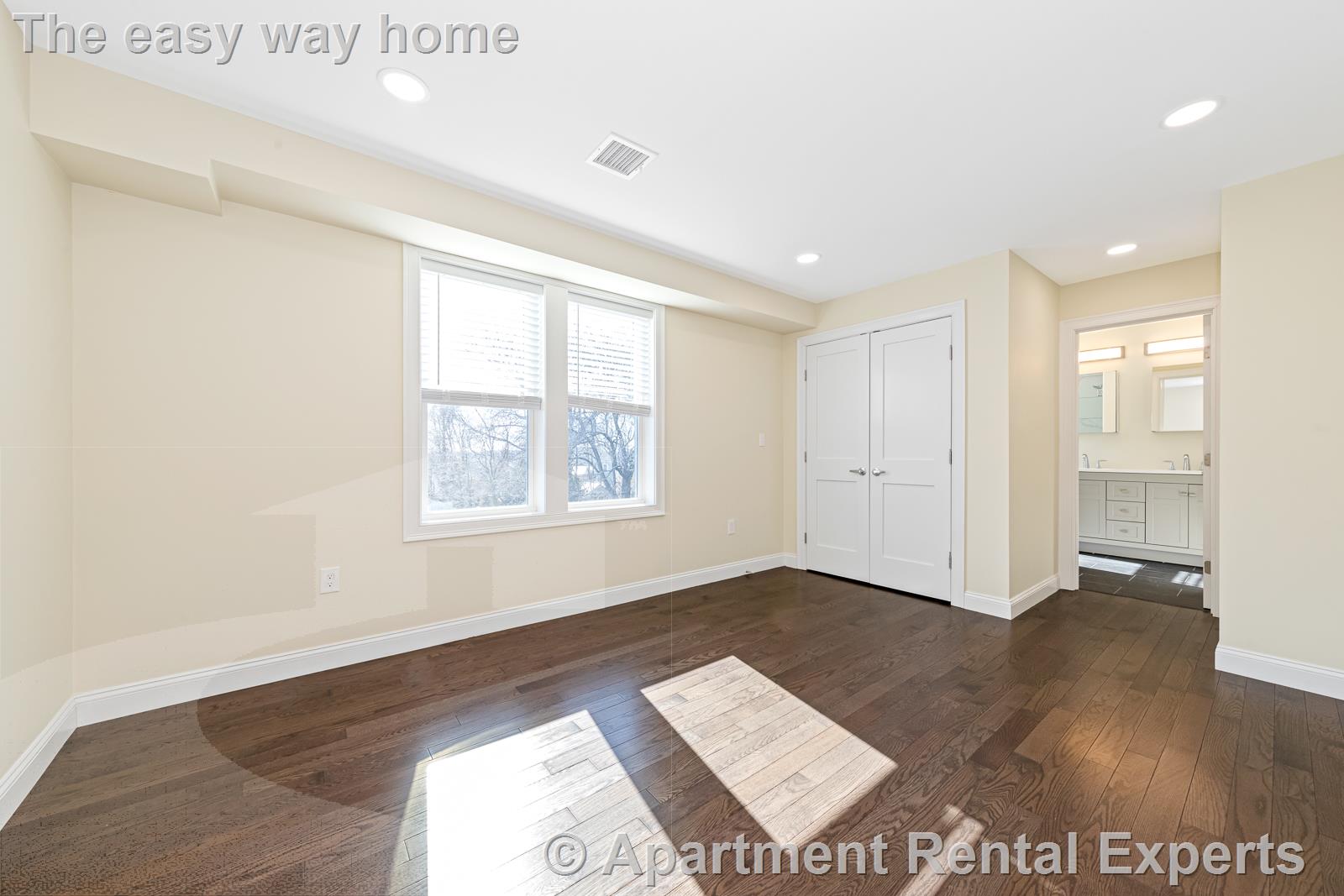 232 Fulton St, Medford Square