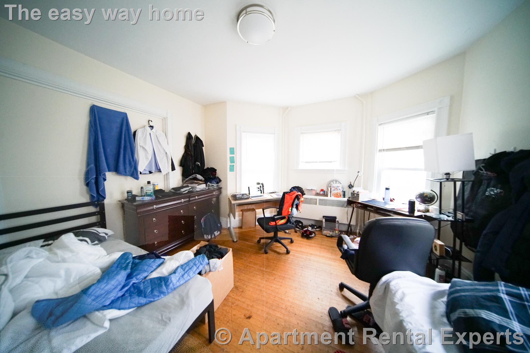 39 Pratt St, Allston