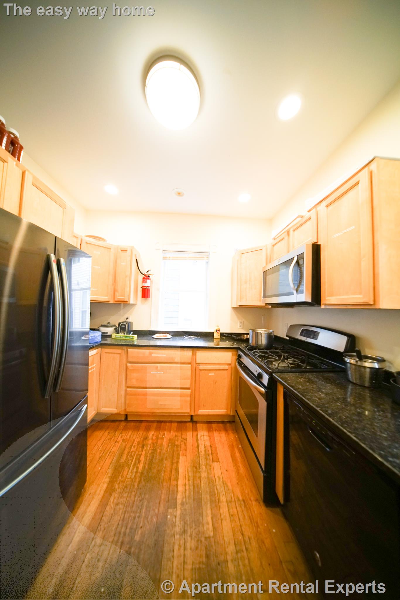 39 Pratt St, Allston