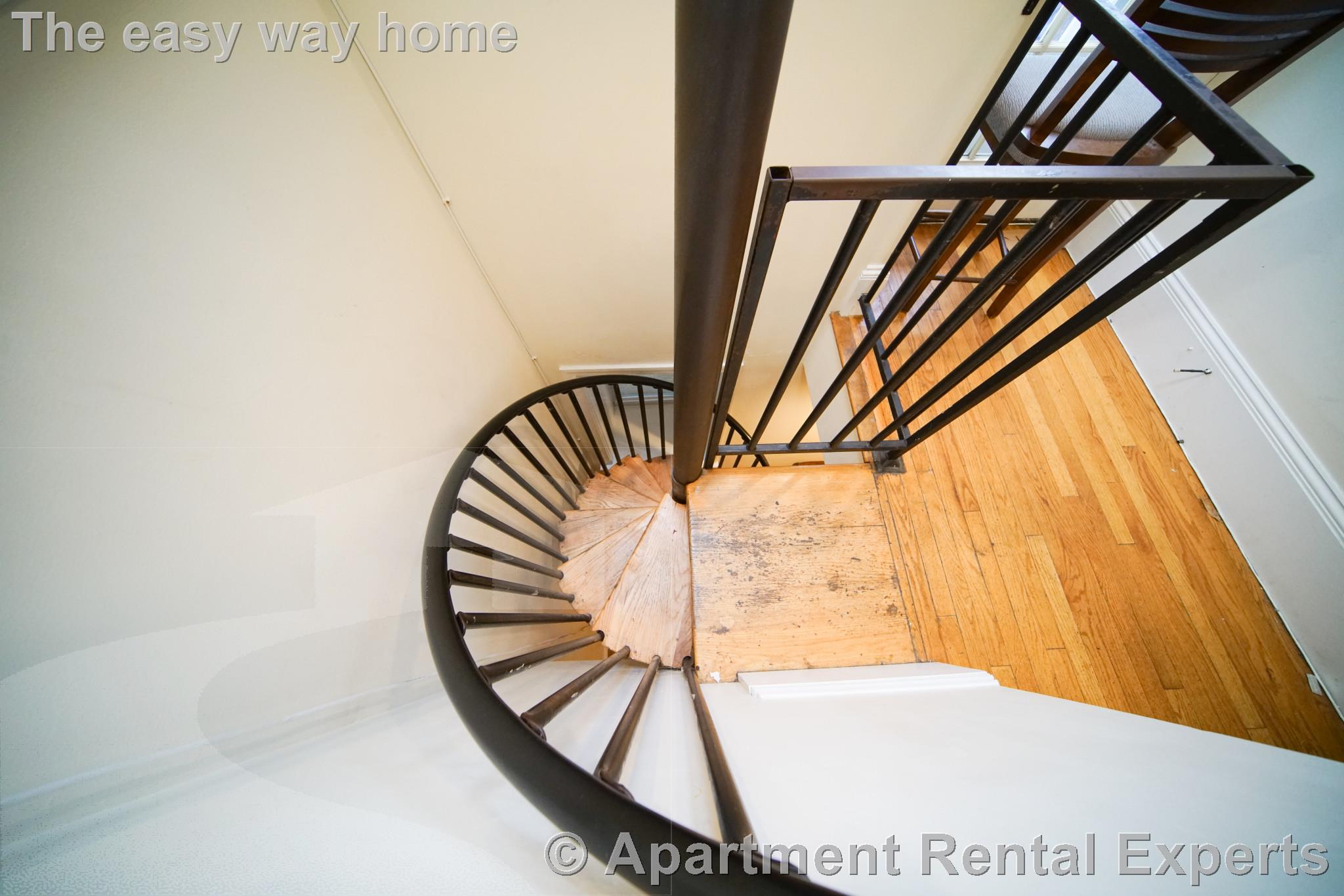 48 Ashford St, Allston