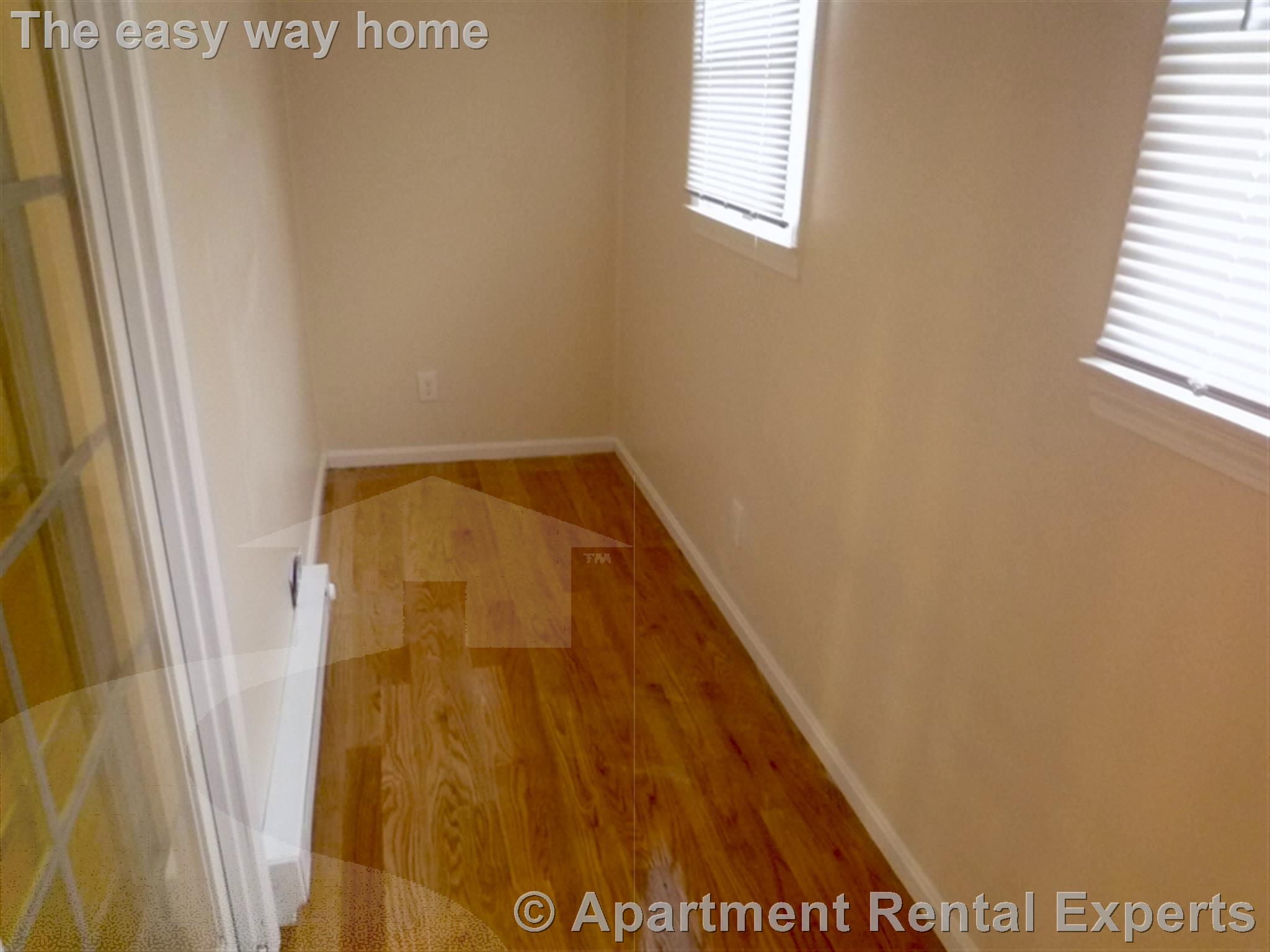 217 Willow Ave, Davis Square