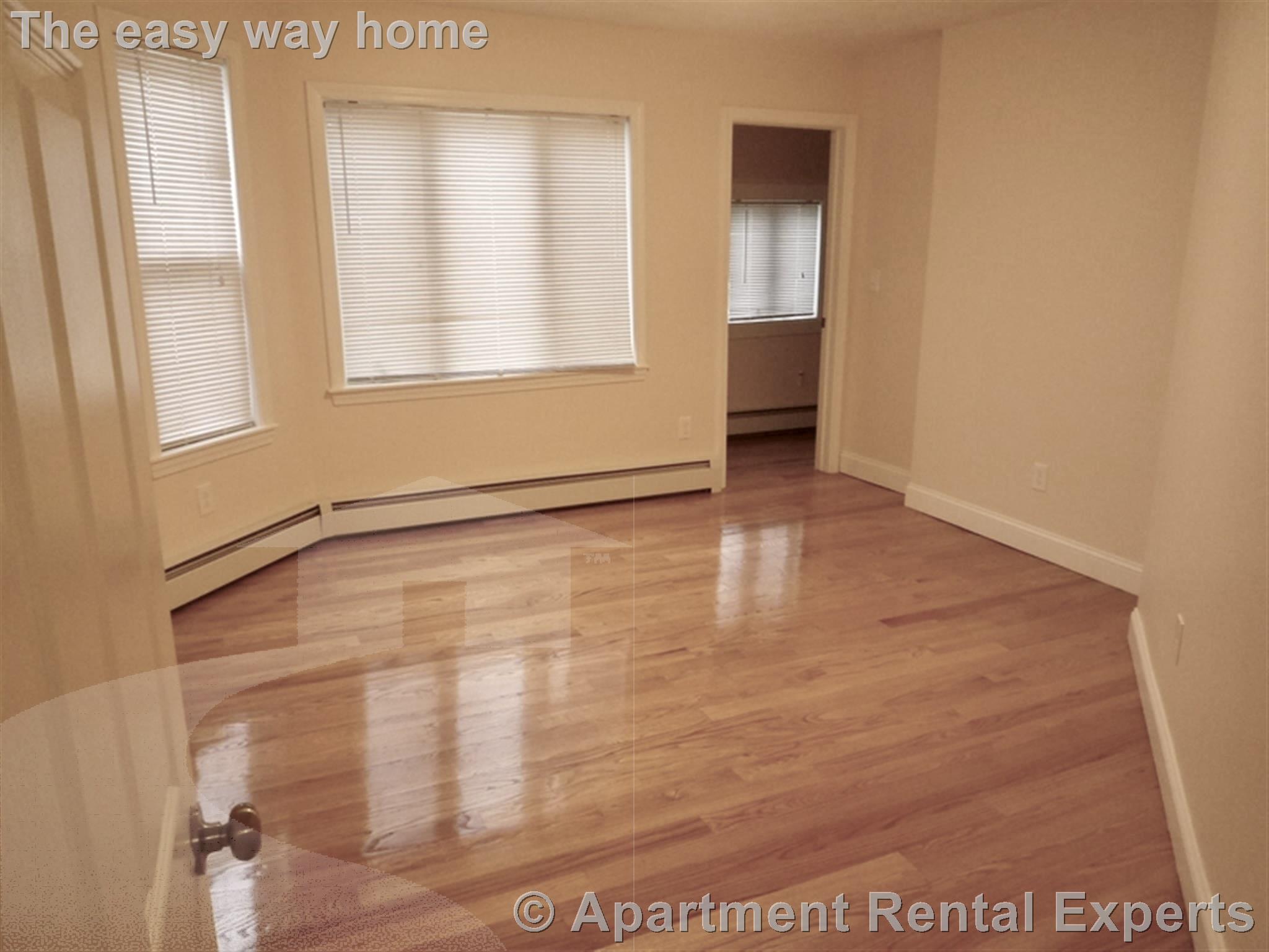 217 Willow Ave, Davis Square