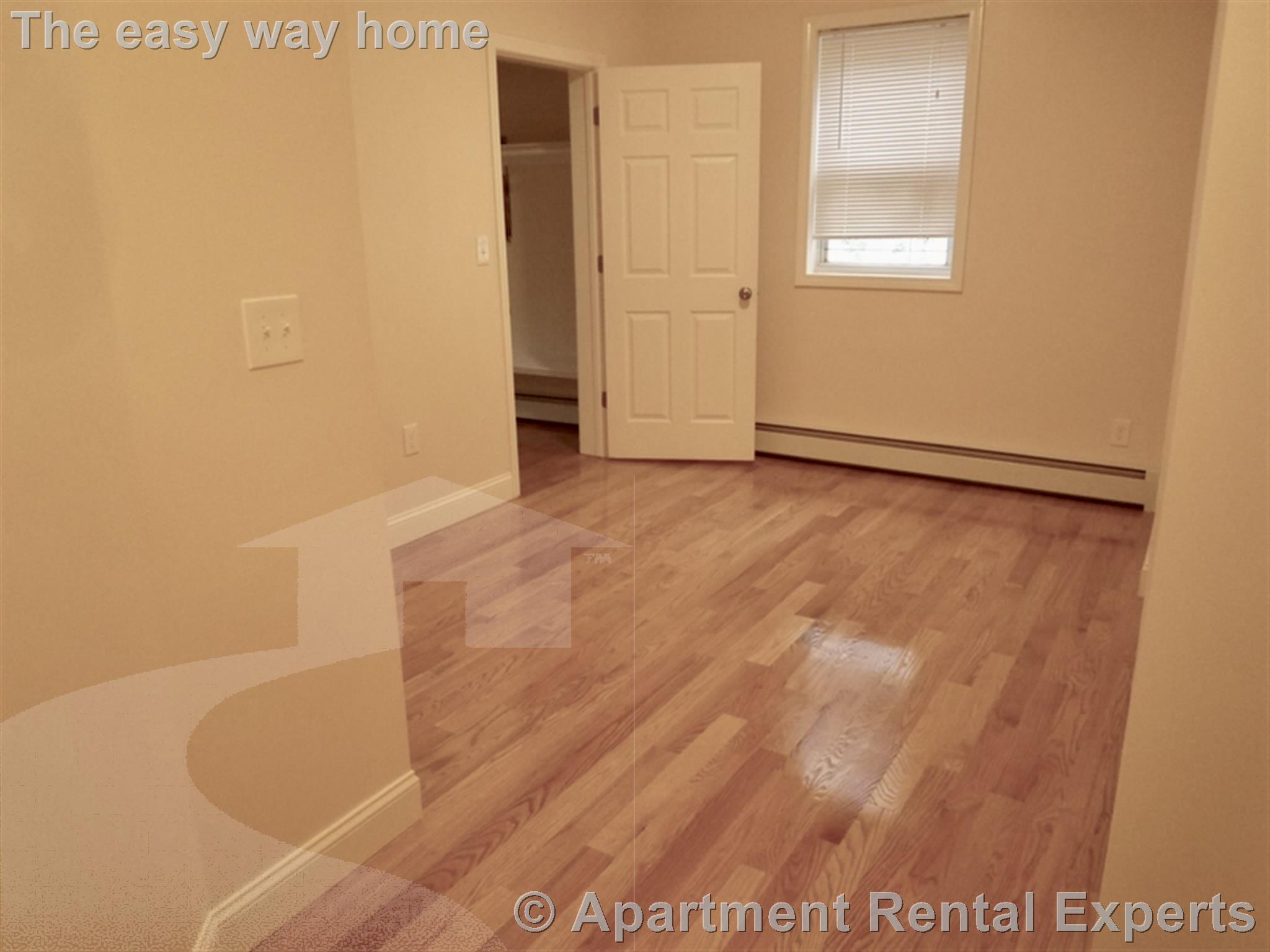 217 Willow Ave, Davis Square