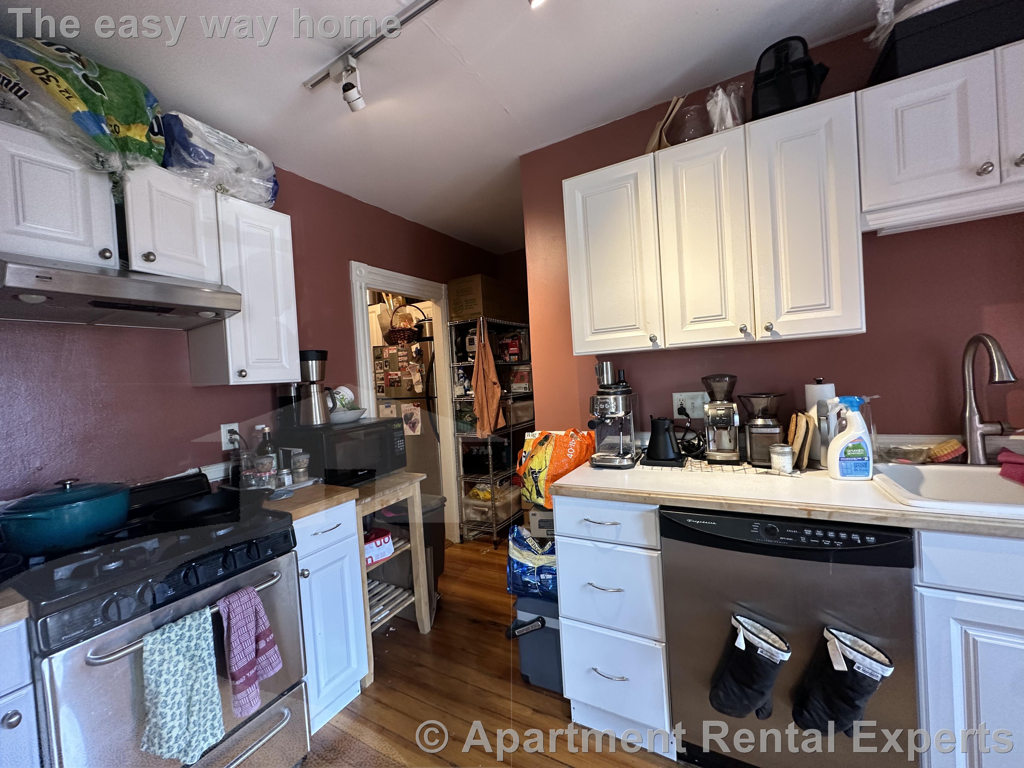 111 Woodstock St, Teele Square