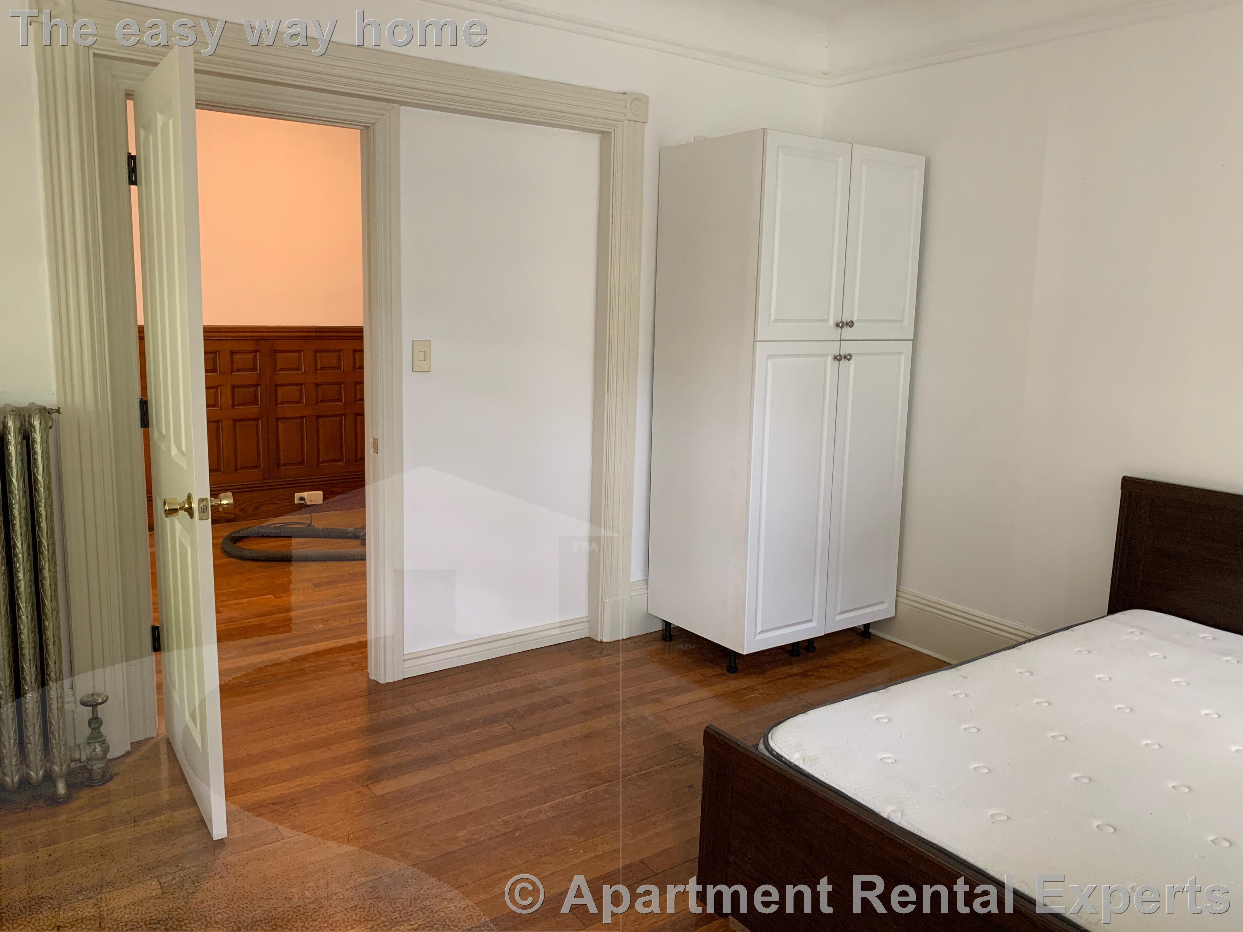 150 Babcock St, Coolidge Corner