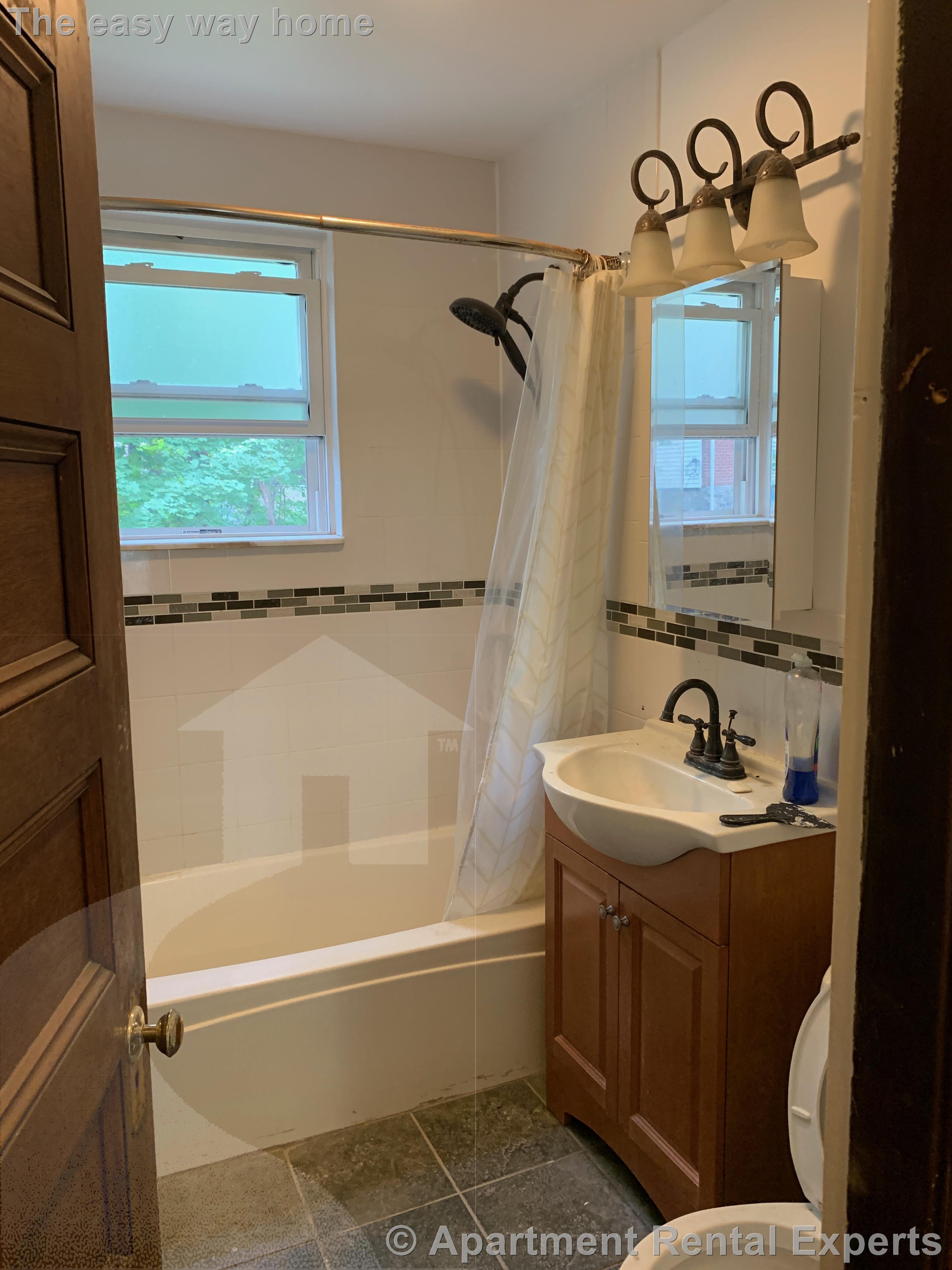 150 Babcock St, Coolidge Corner