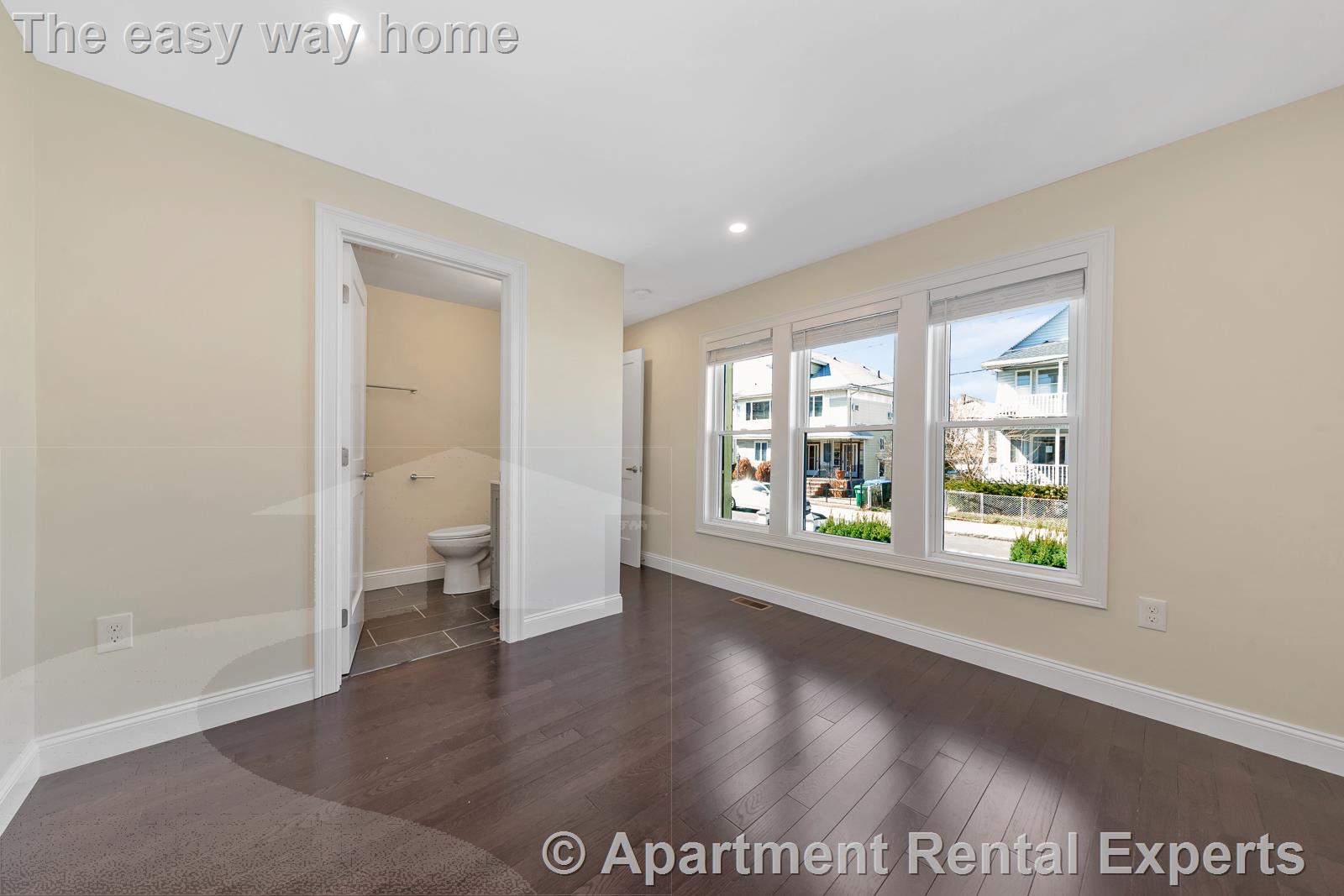 43 Wright Ave, Tufts University