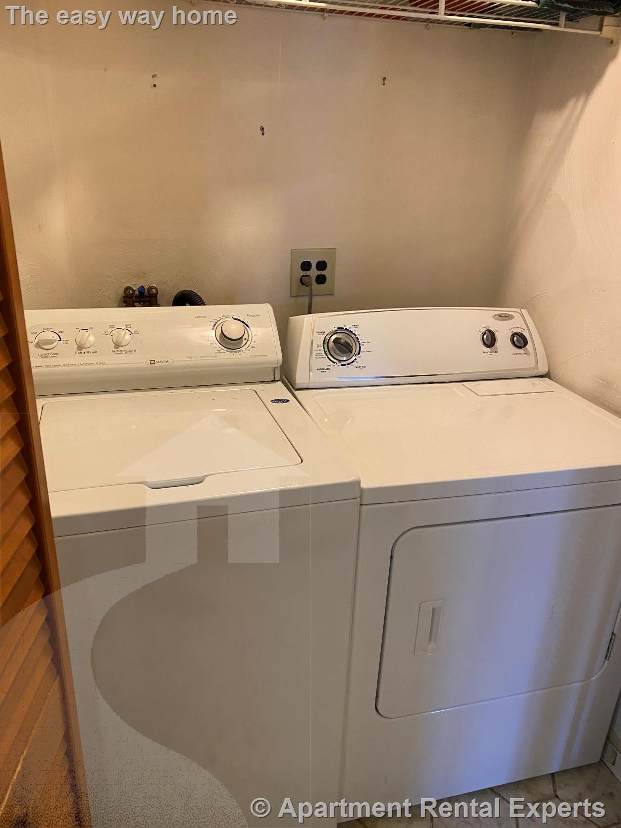 213R Holland St, Davis Square