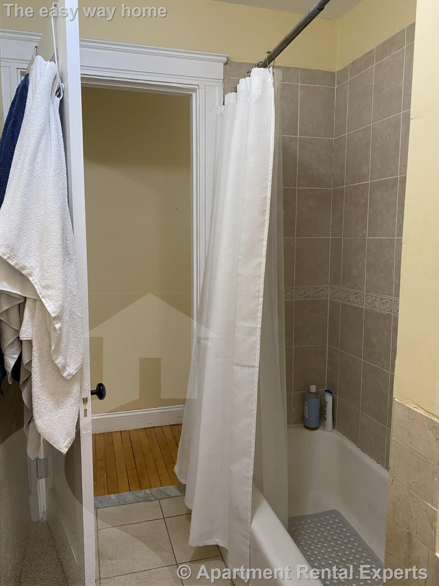 156 Magazine St, Cambridgeport