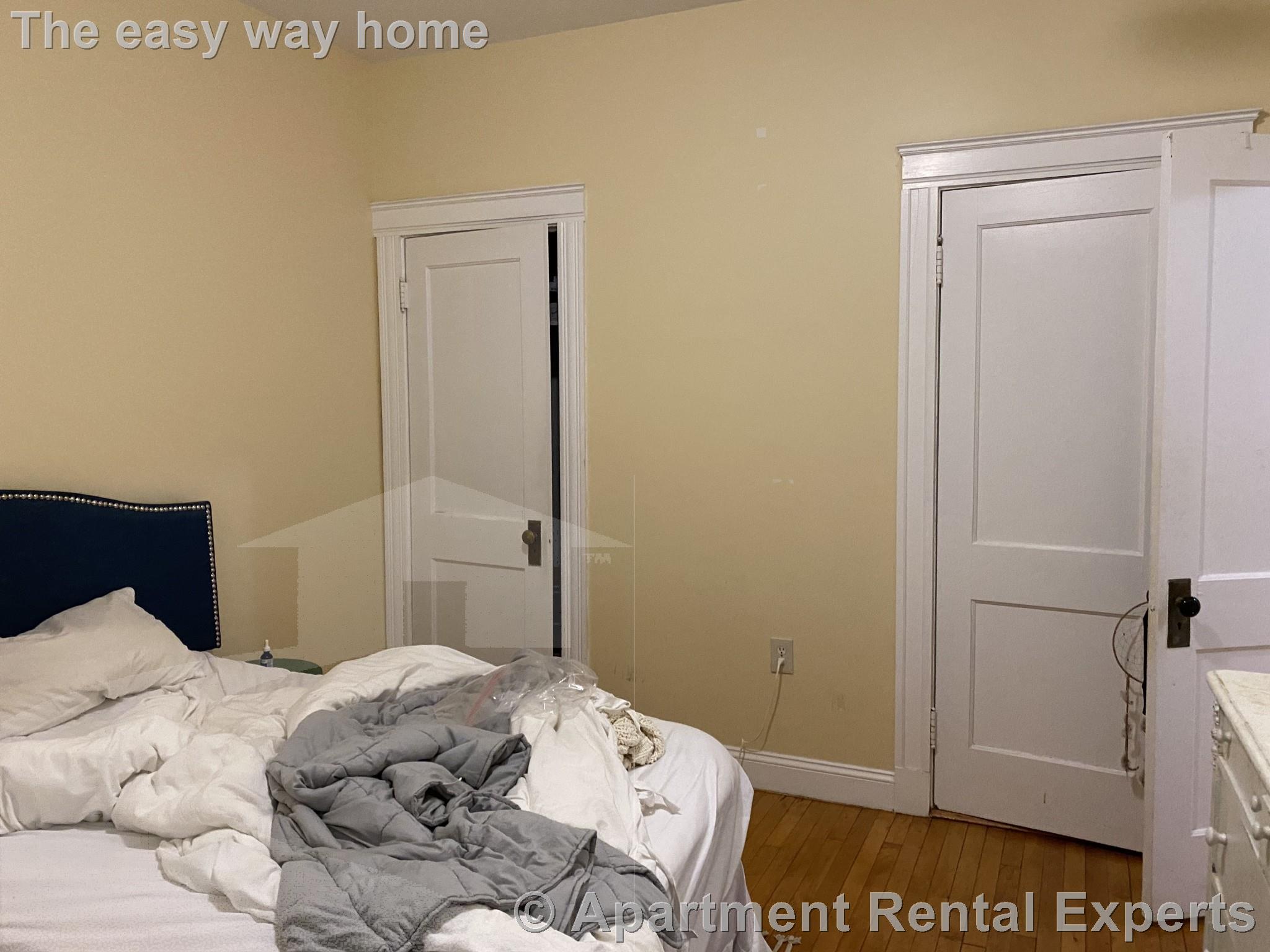 156 Magazine St, Cambridgeport