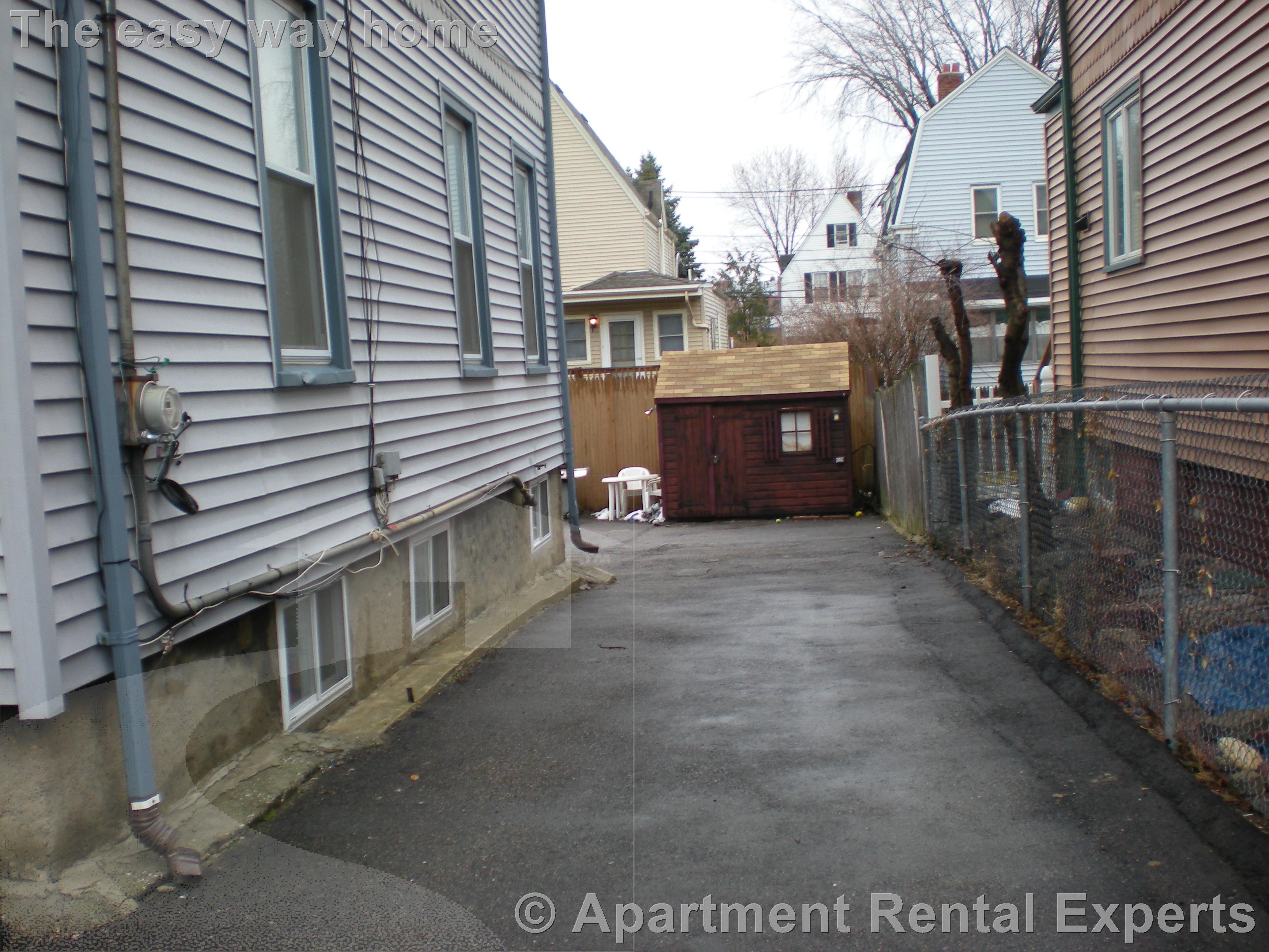 31 Seattle St, Allston