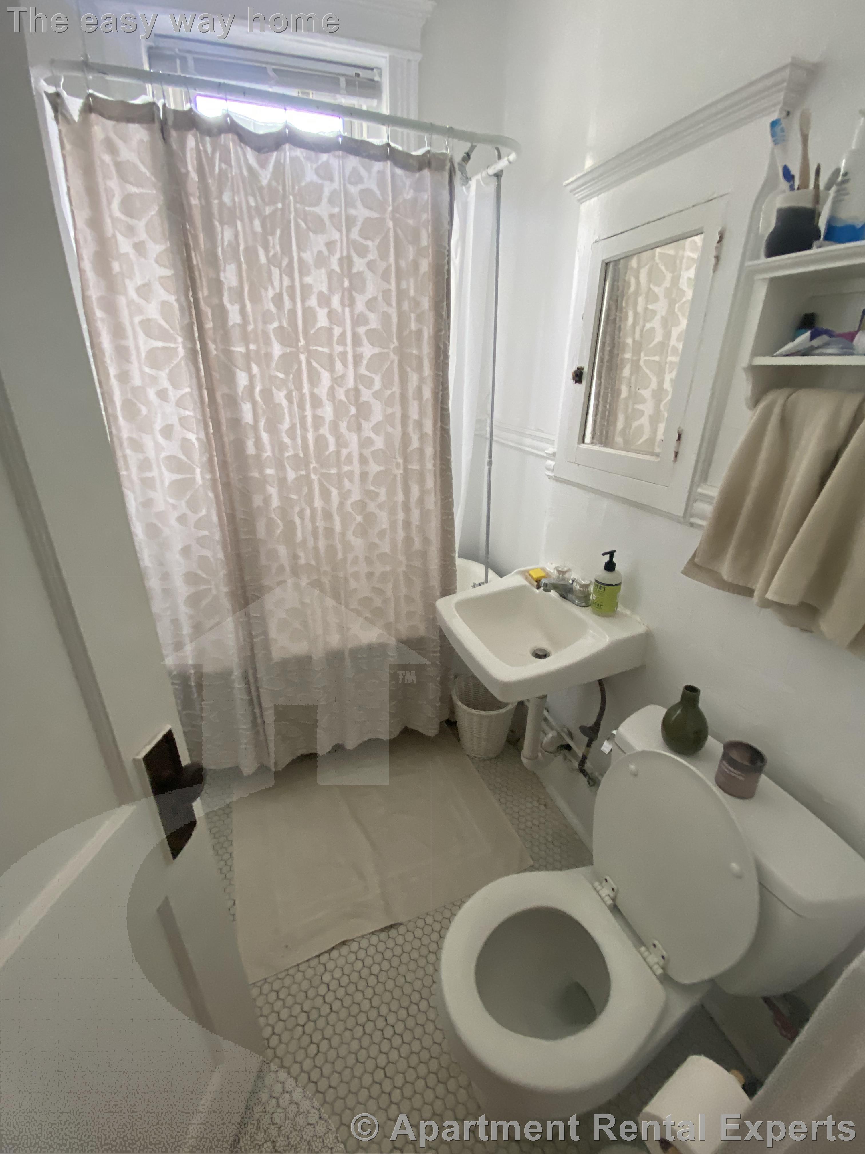 72 Kirkland St, Harvard Square