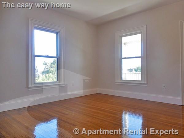 53 Columbus Ave, Prospect Hill