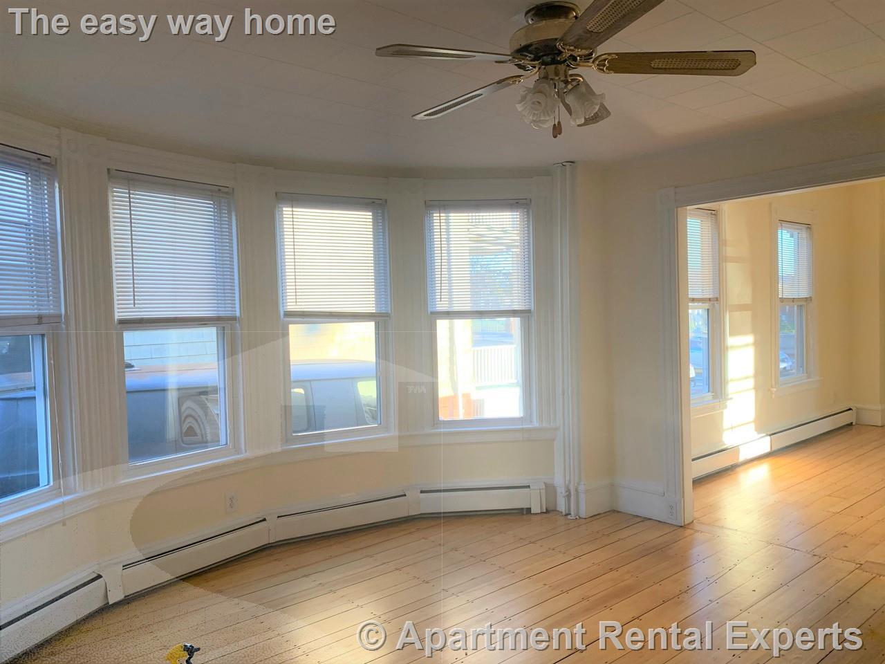 547 Broadway, Ball Square