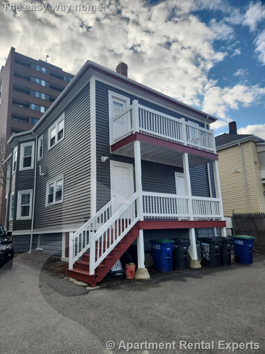 287 Medford St, Winter Hill