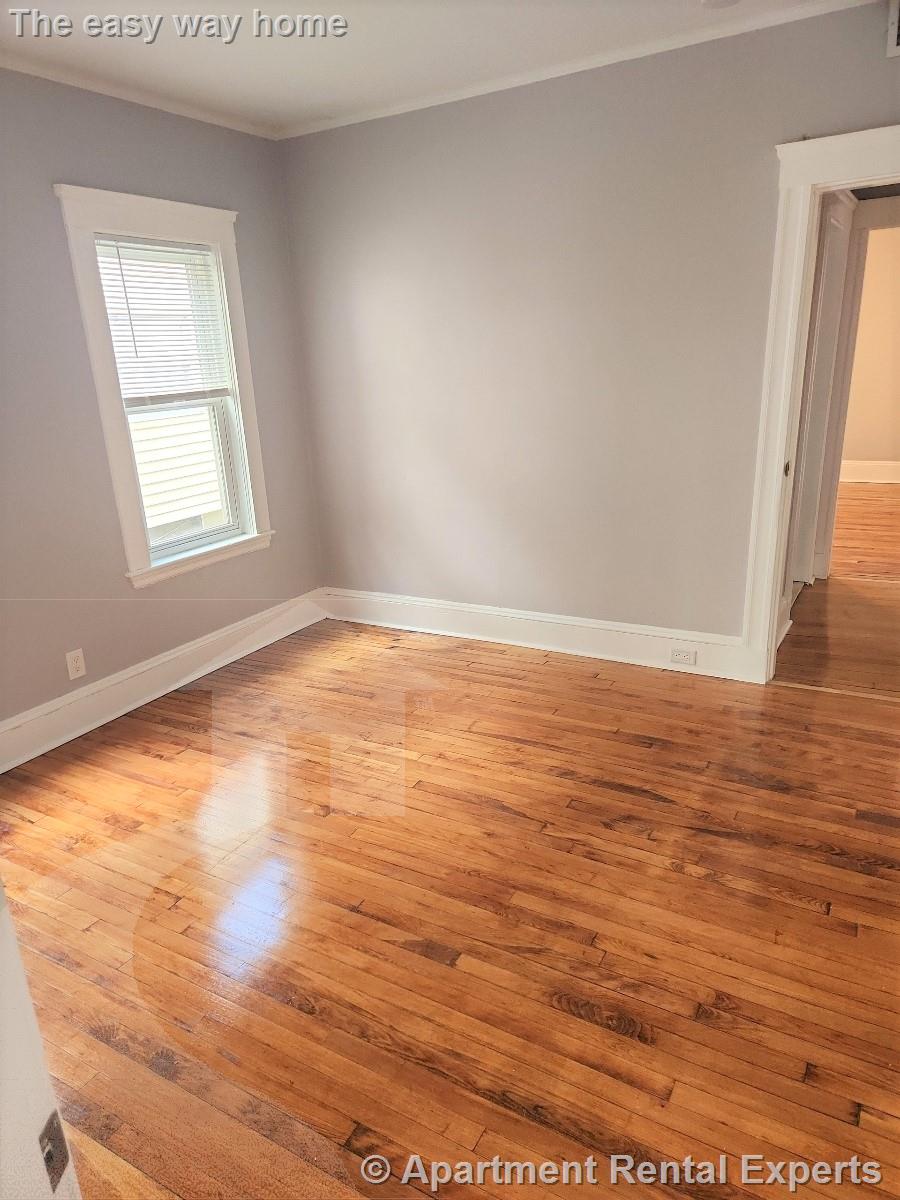 287 Medford St, Winter Hill