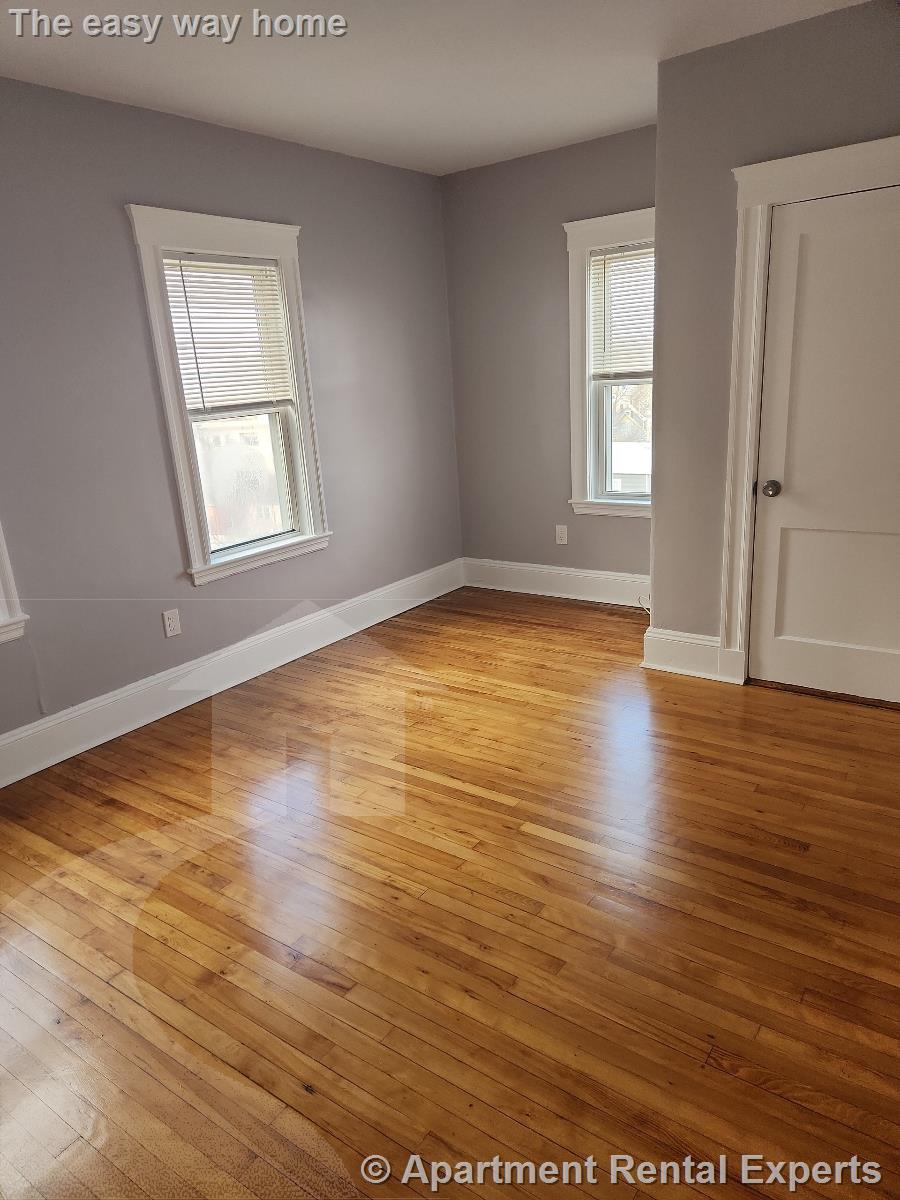 287 Medford St, Winter Hill