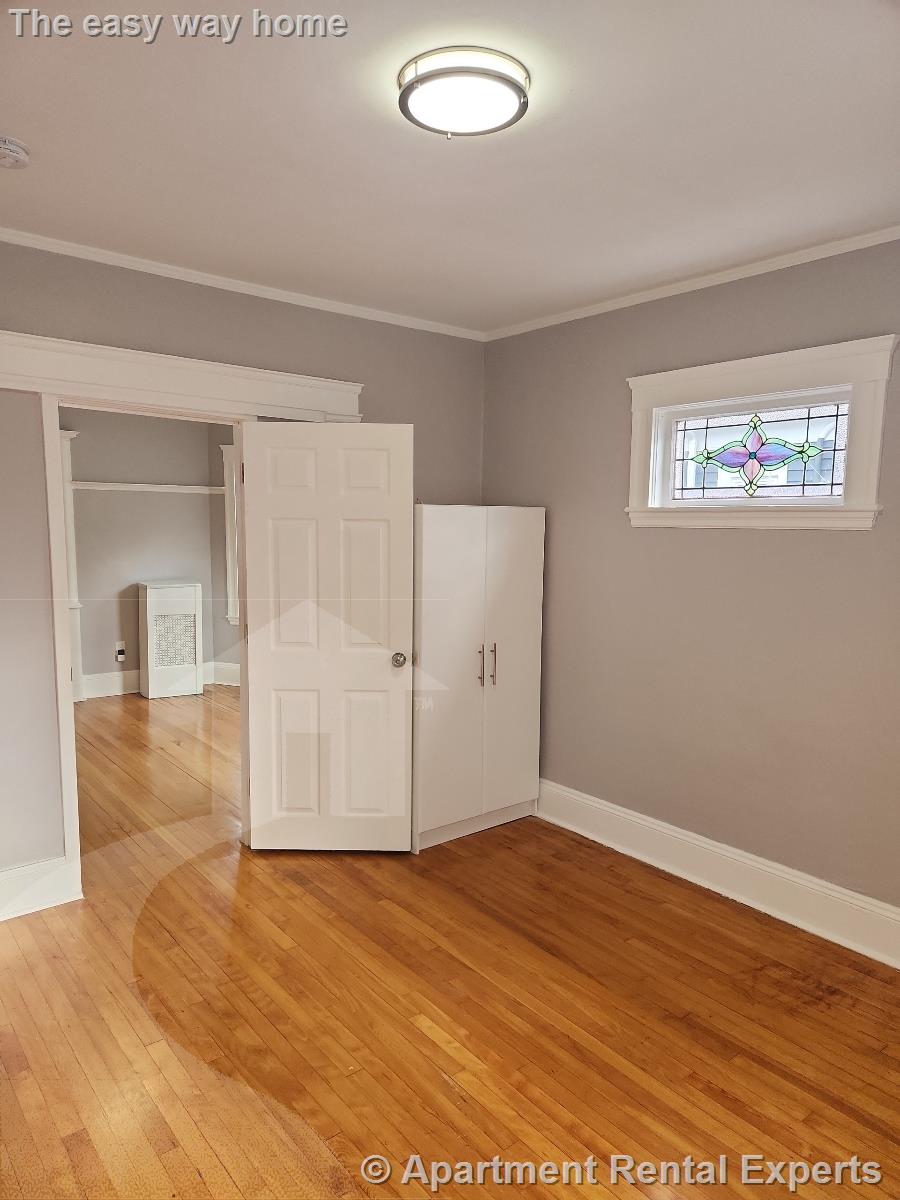 287 Medford St, Winter Hill