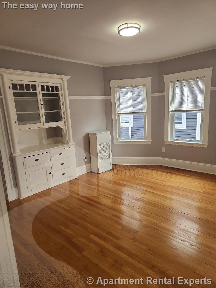 287 Medford St, Winter Hill