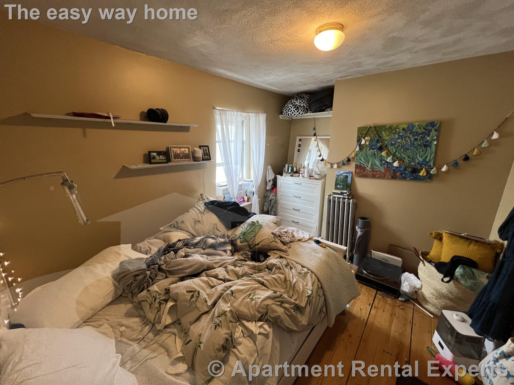 190-192 Holland St, Davis Square