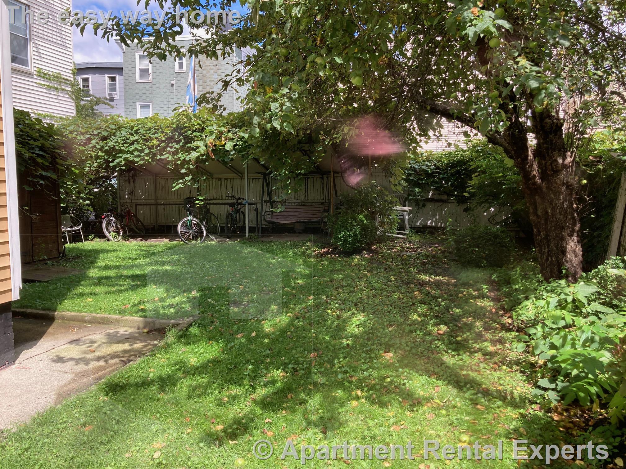 223 Charles St, East Cambridge