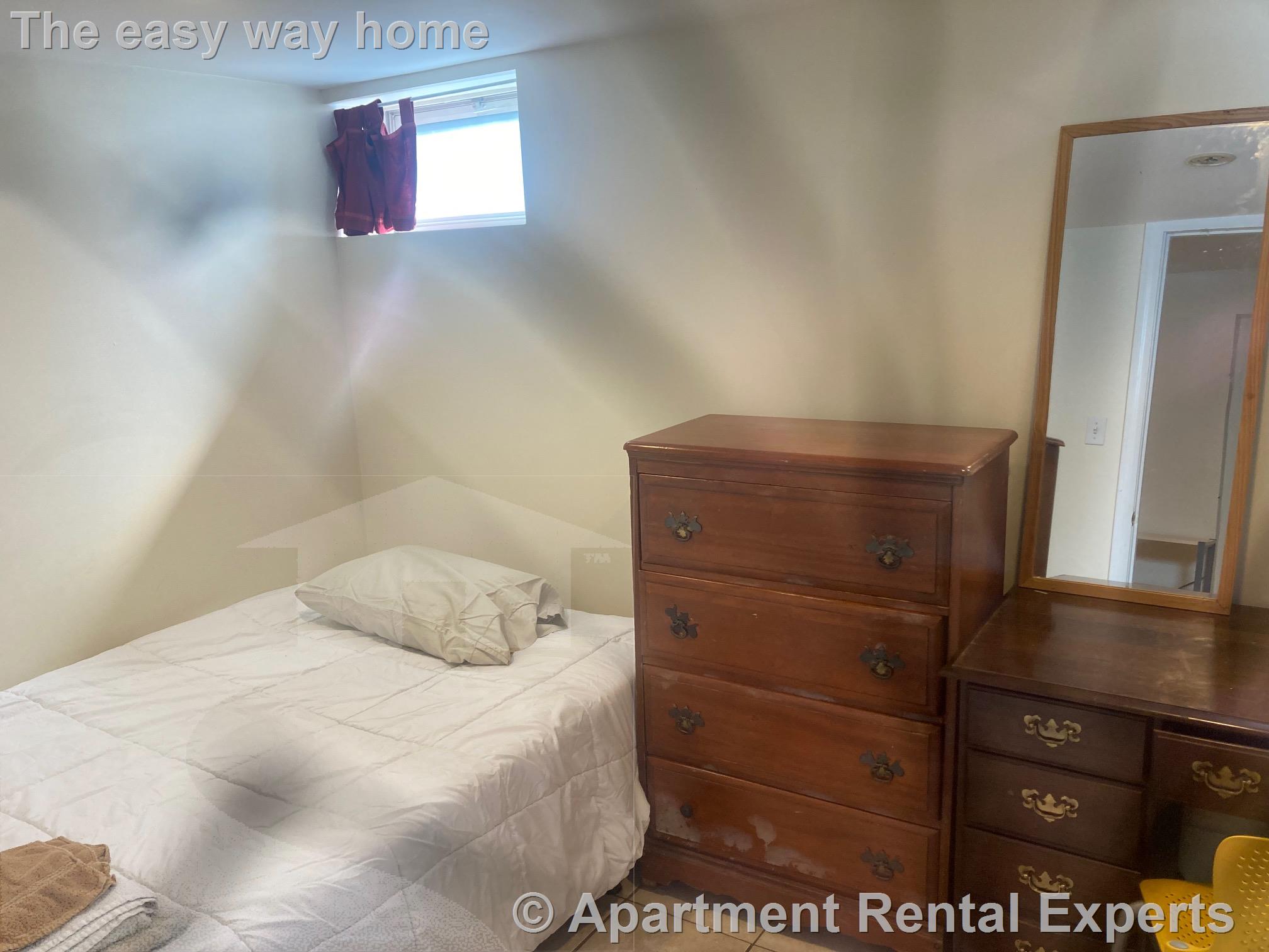 225 Charles St, East Cambridge