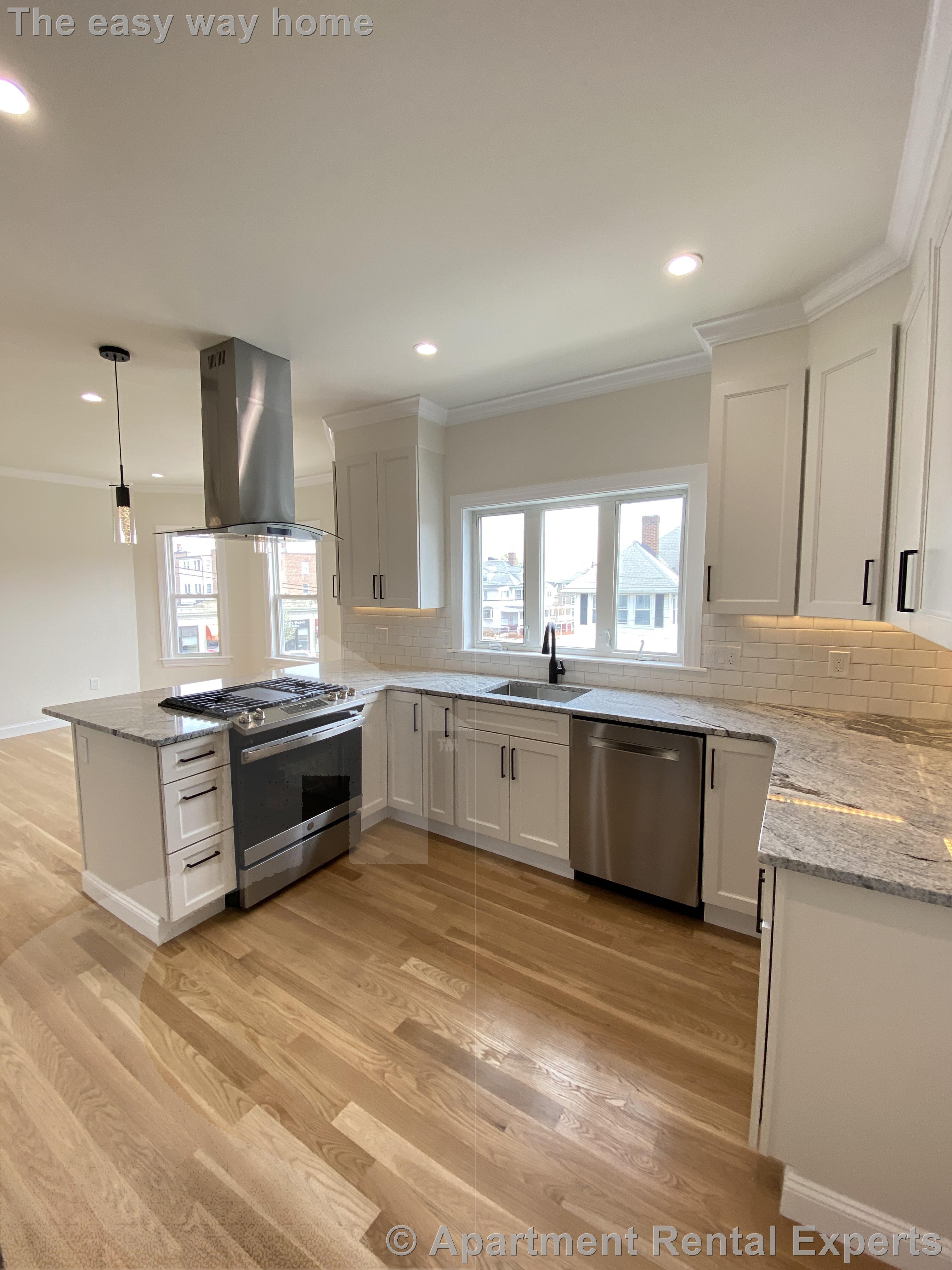 258 Belmont St, Watertown Center