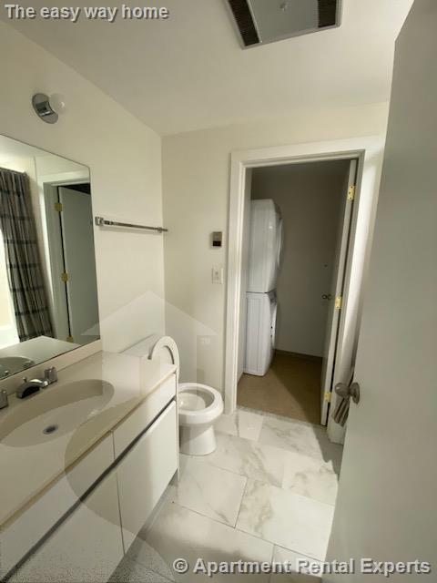 130 Mt Auburn St, Harvard Square