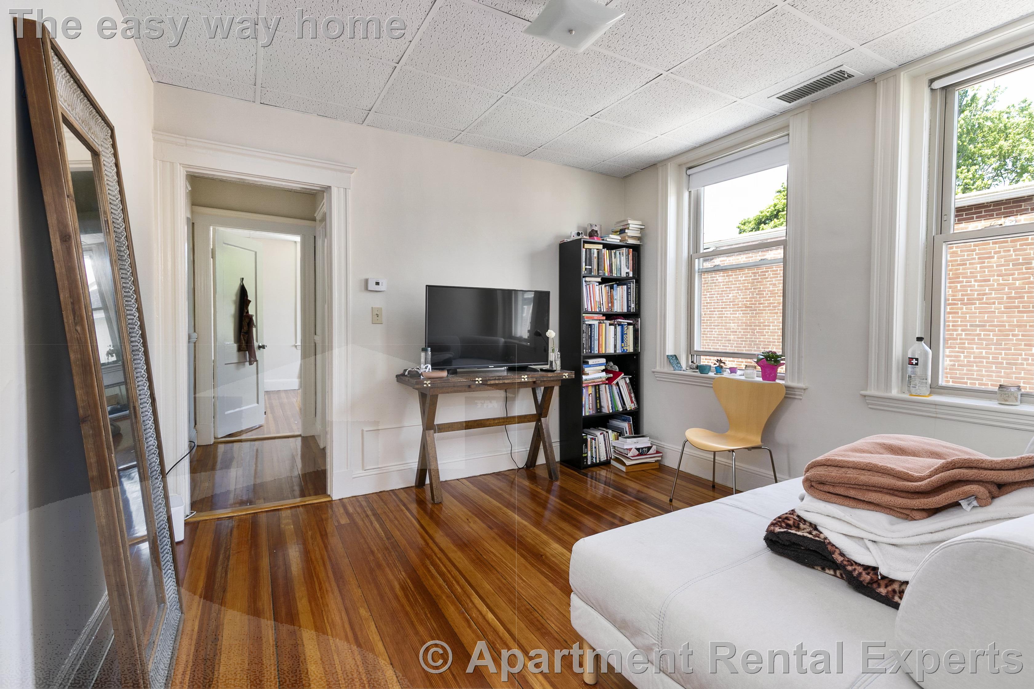 9 Woodbridge St, Davis Square