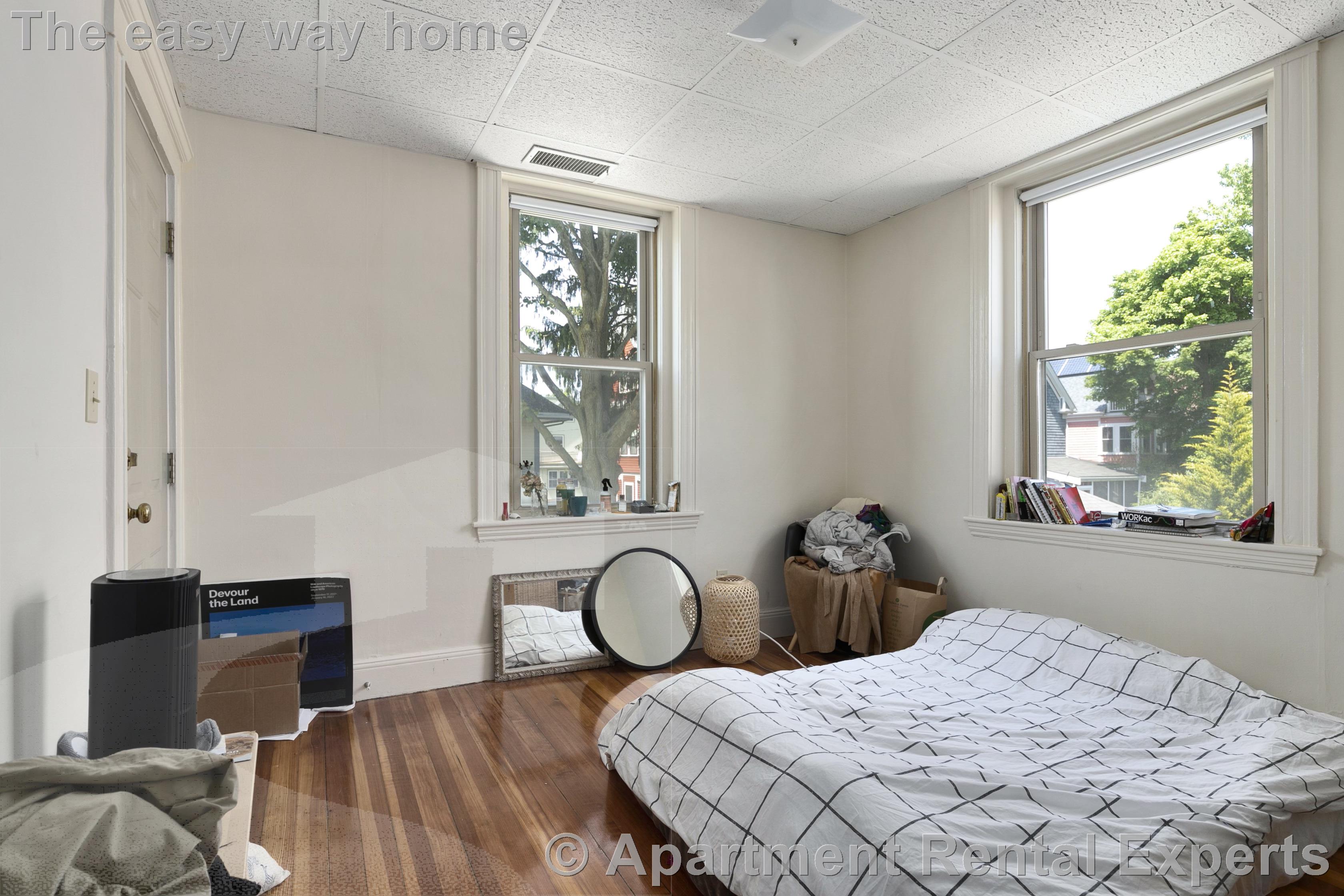 9 Woodbridge St, Davis Square