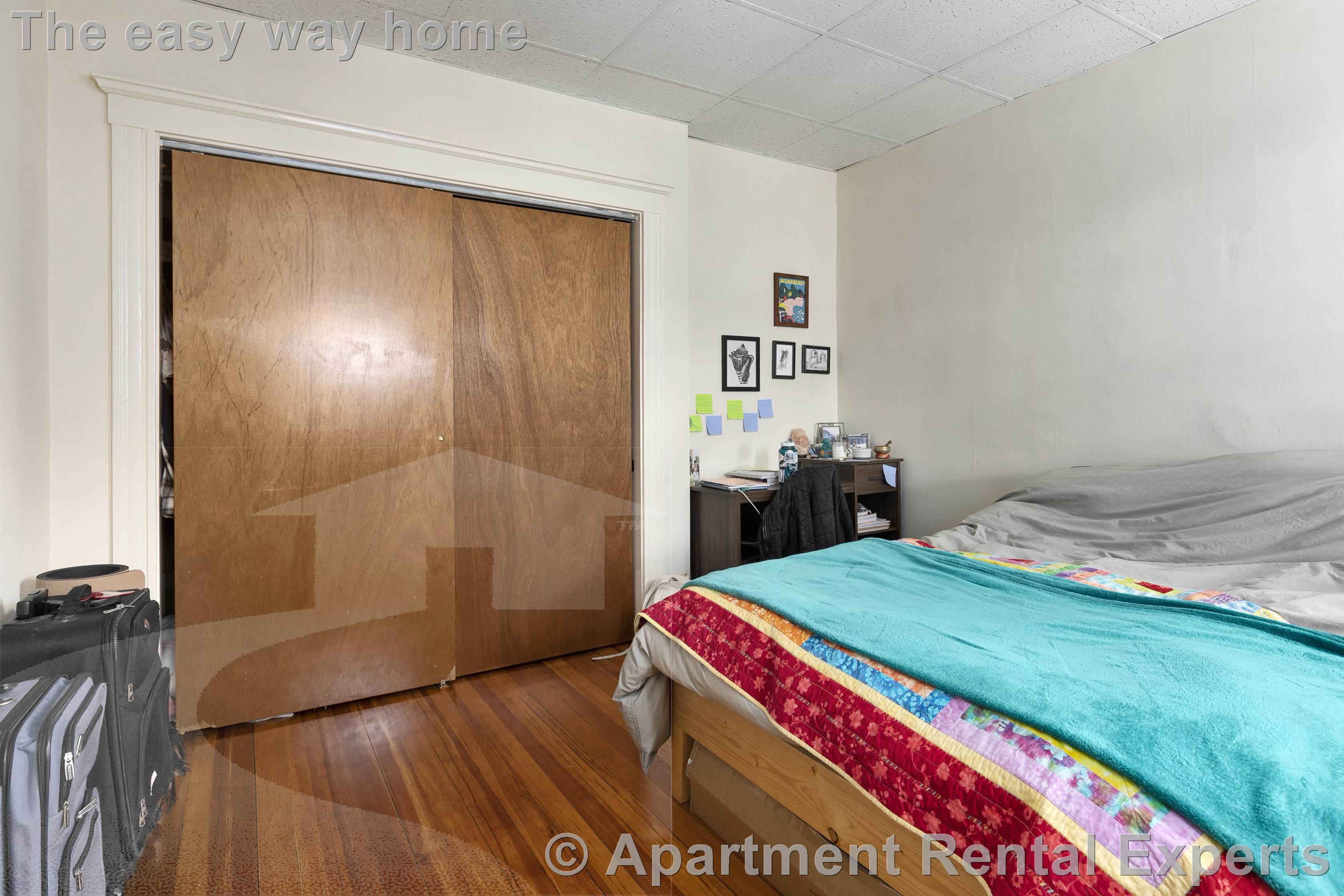 9 Woodbridge St, Davis Square