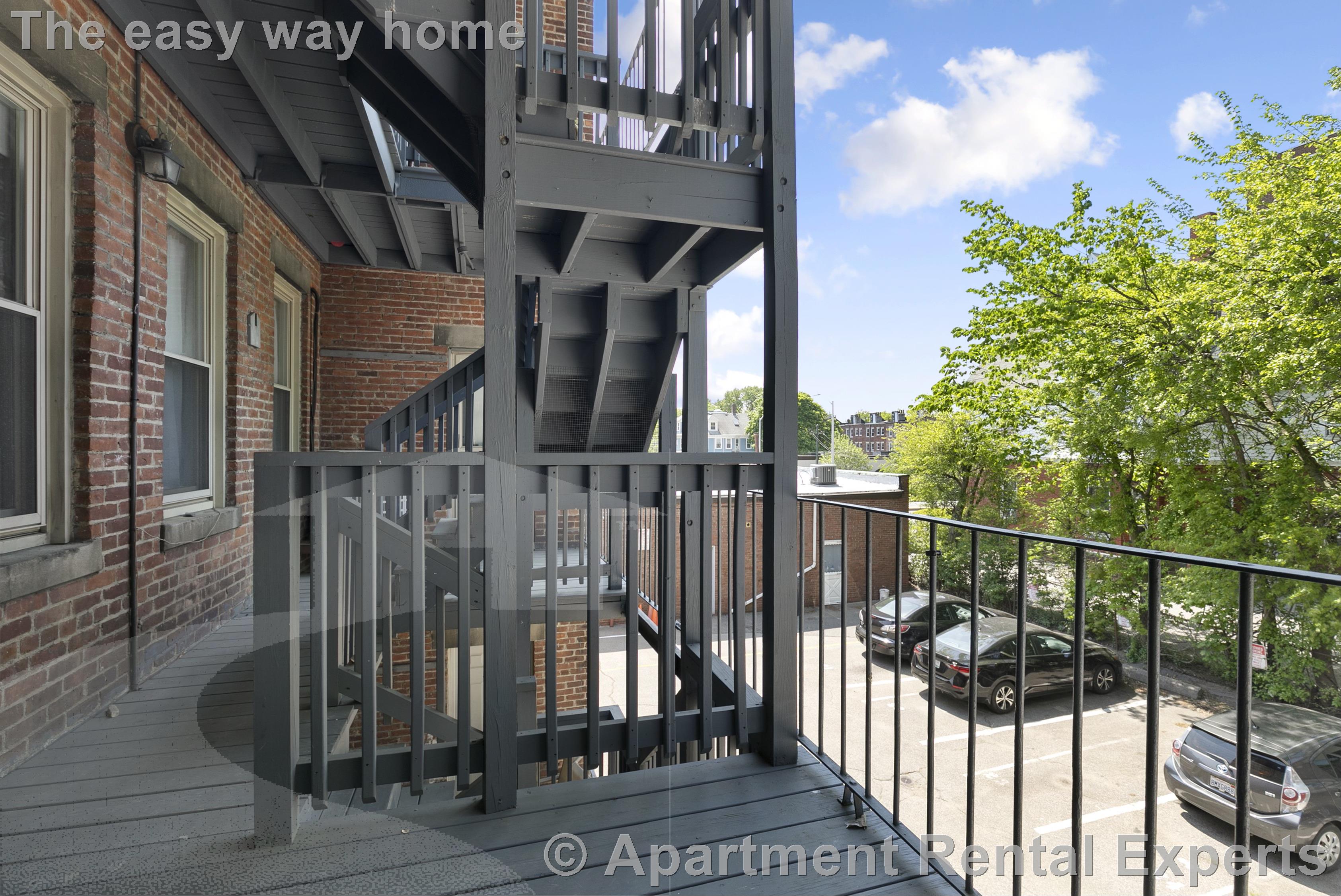 9 Woodbridge St, Davis Square