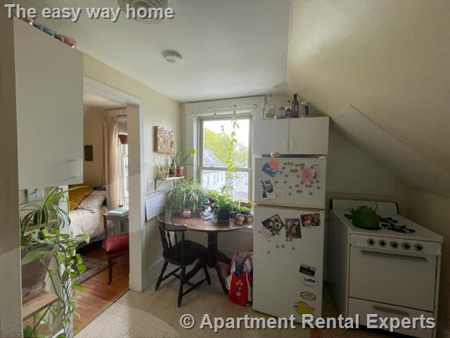 2 Sanger St, Magoun Square