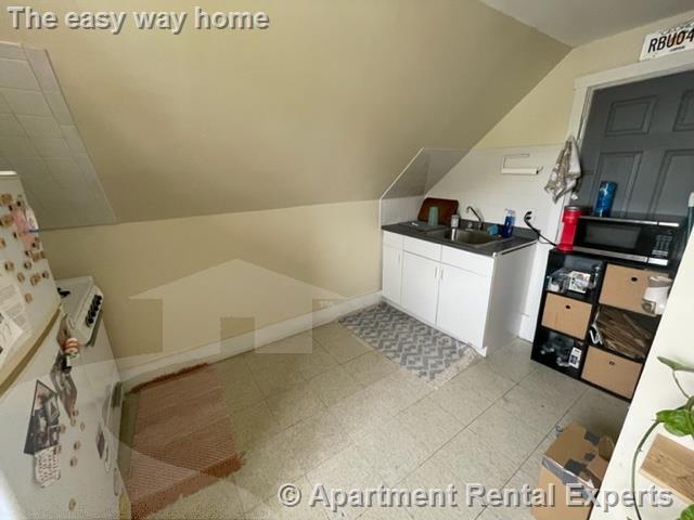 2 Sanger St, Magoun Square