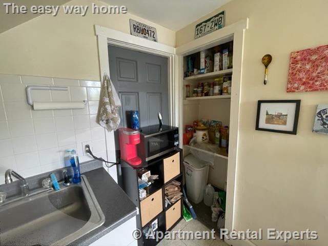 2 Sanger St, Magoun Square