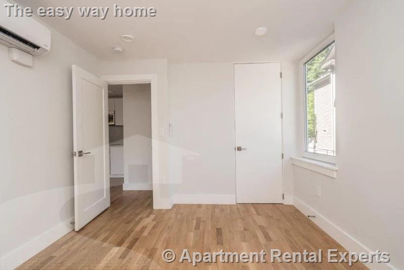 334 Harvard St, Harvard Square