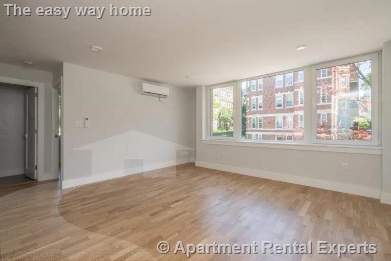 334 Harvard St, Harvard Square