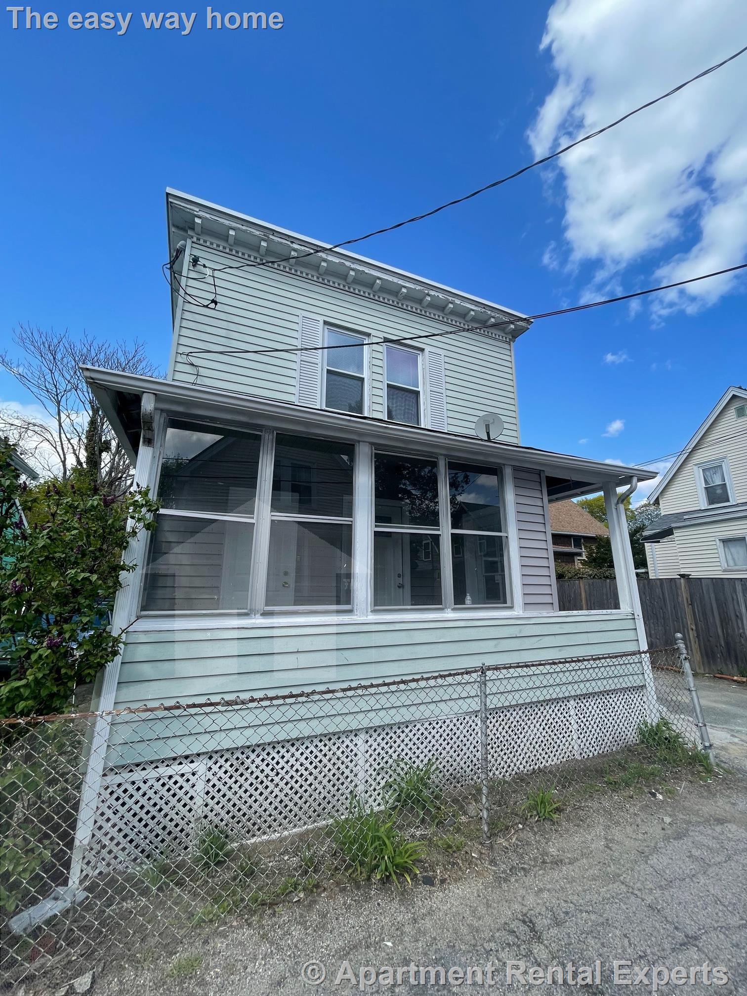 1 Theriault Ct, North Cambridge