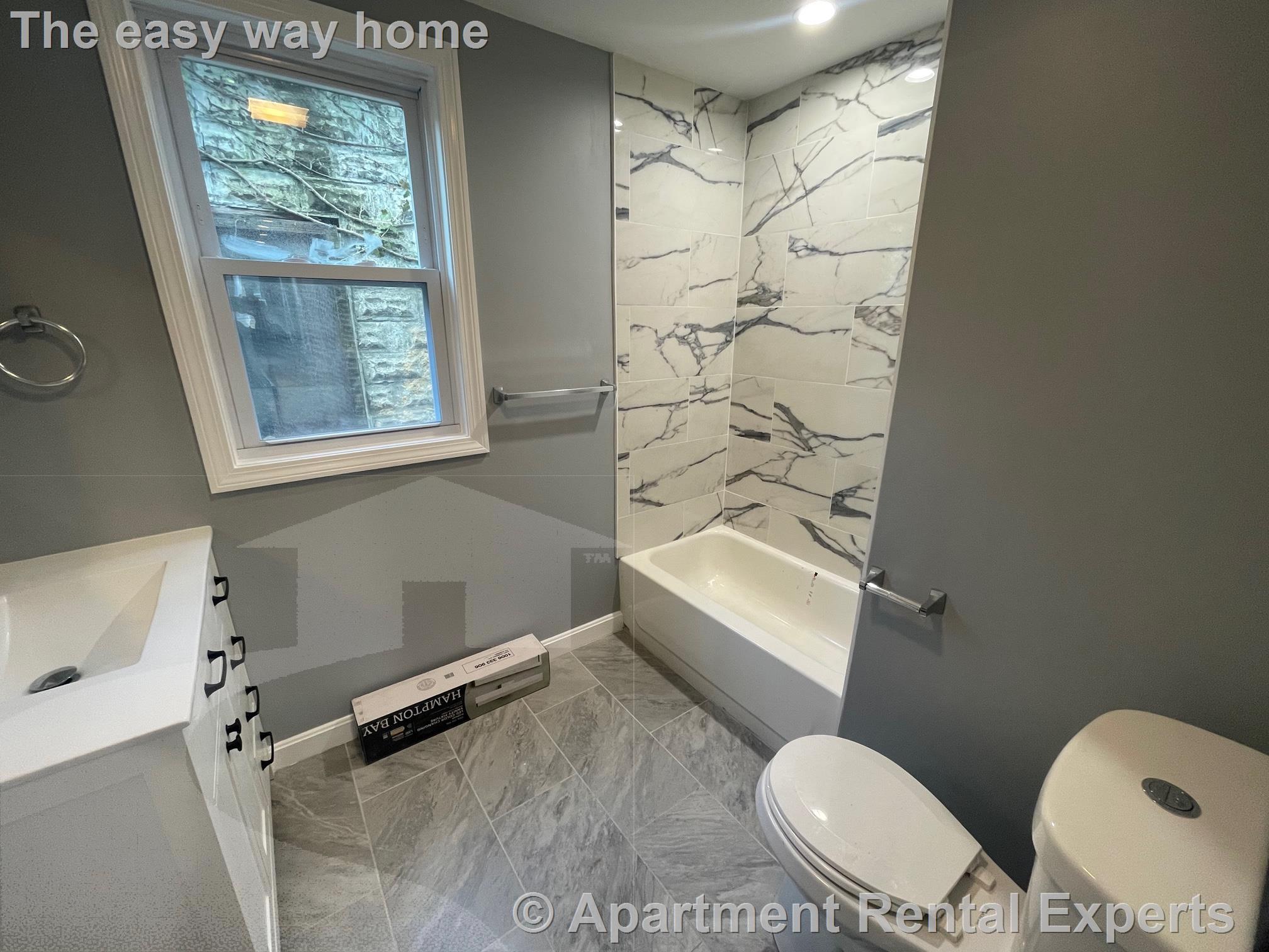 1 Theriault Ct, North Cambridge