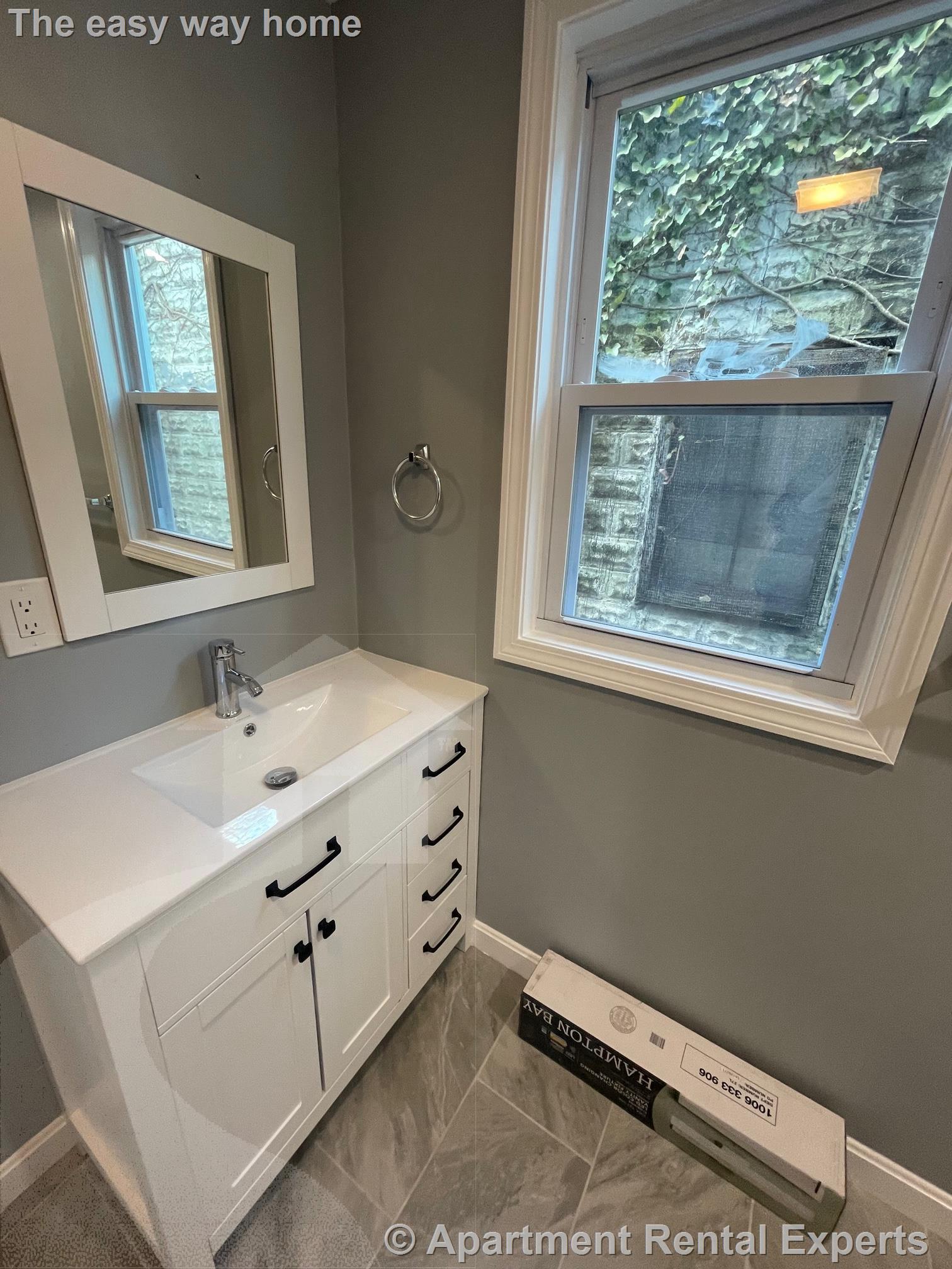 1 Theriault Ct, North Cambridge