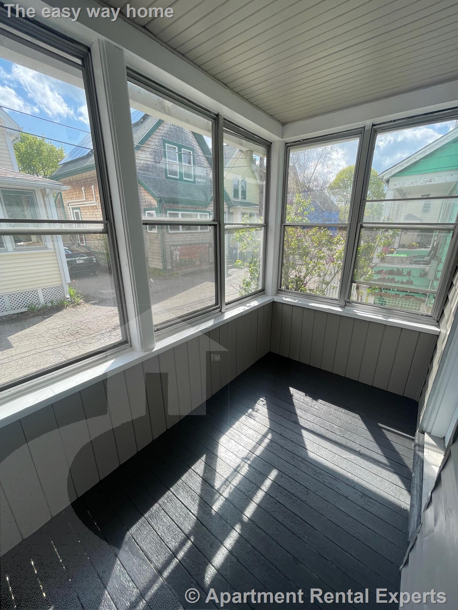 1 Theriault Ct, North Cambridge